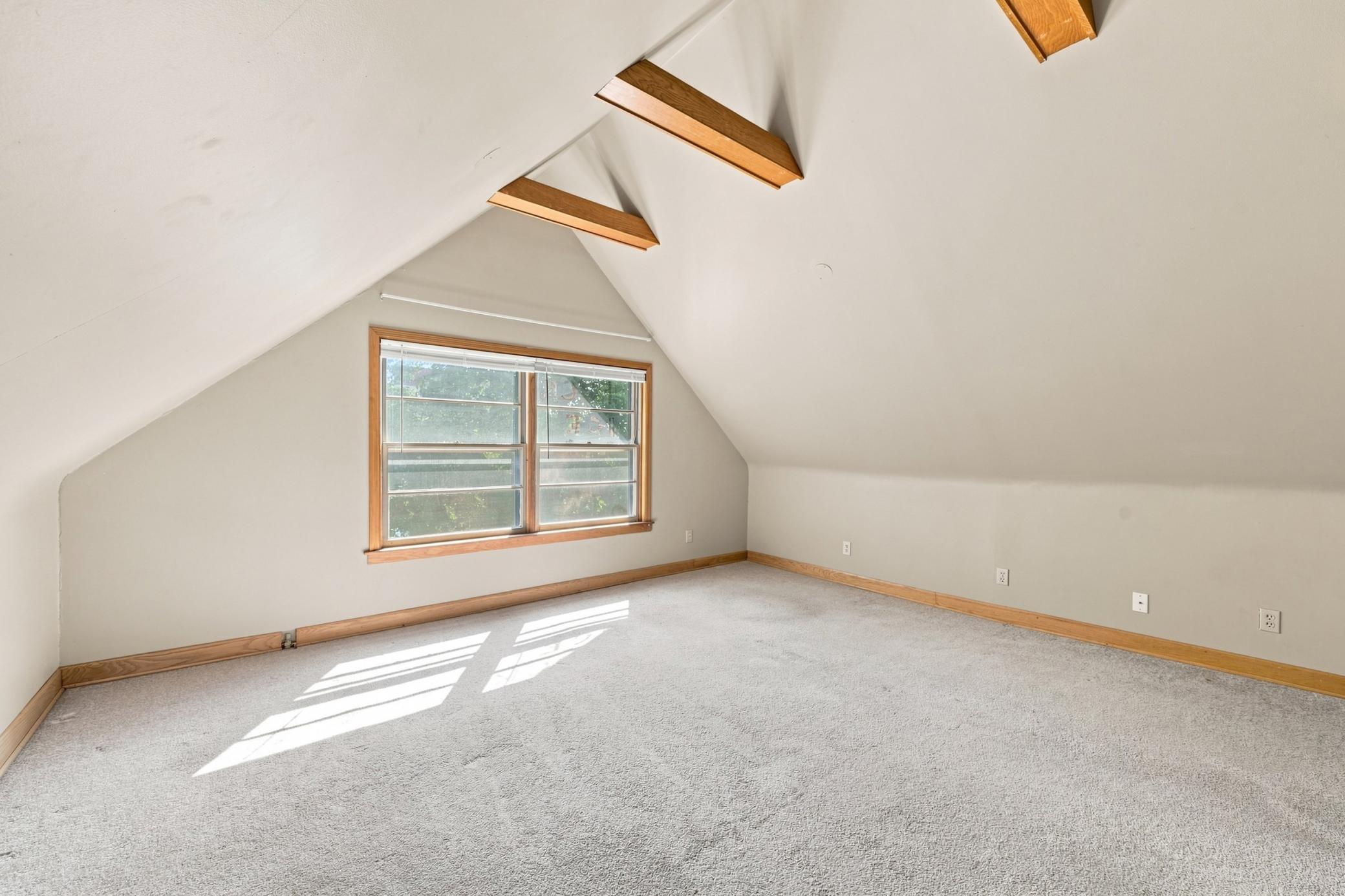 View of Residential Income at 3740 Bryant Avenue, Minneapolis MN 55409, Minneapolis (38 of 62) - Mike Wilen | Minnesota Team Real Estate