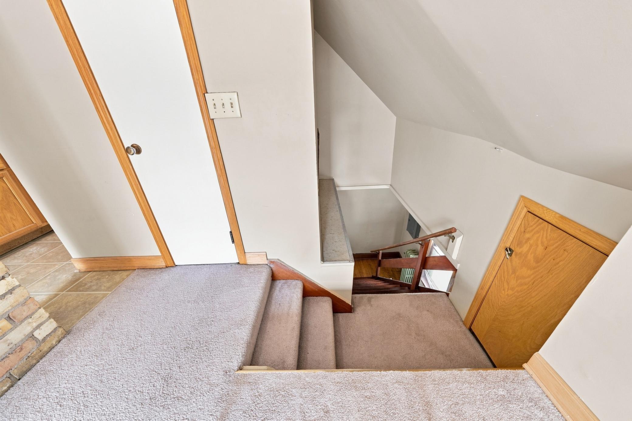 View of Residential Income at 3740 Bryant Avenue, Minneapolis MN 55409, Minneapolis (36 of 62) - Mike Wilen | Minnesota Team Real Estate