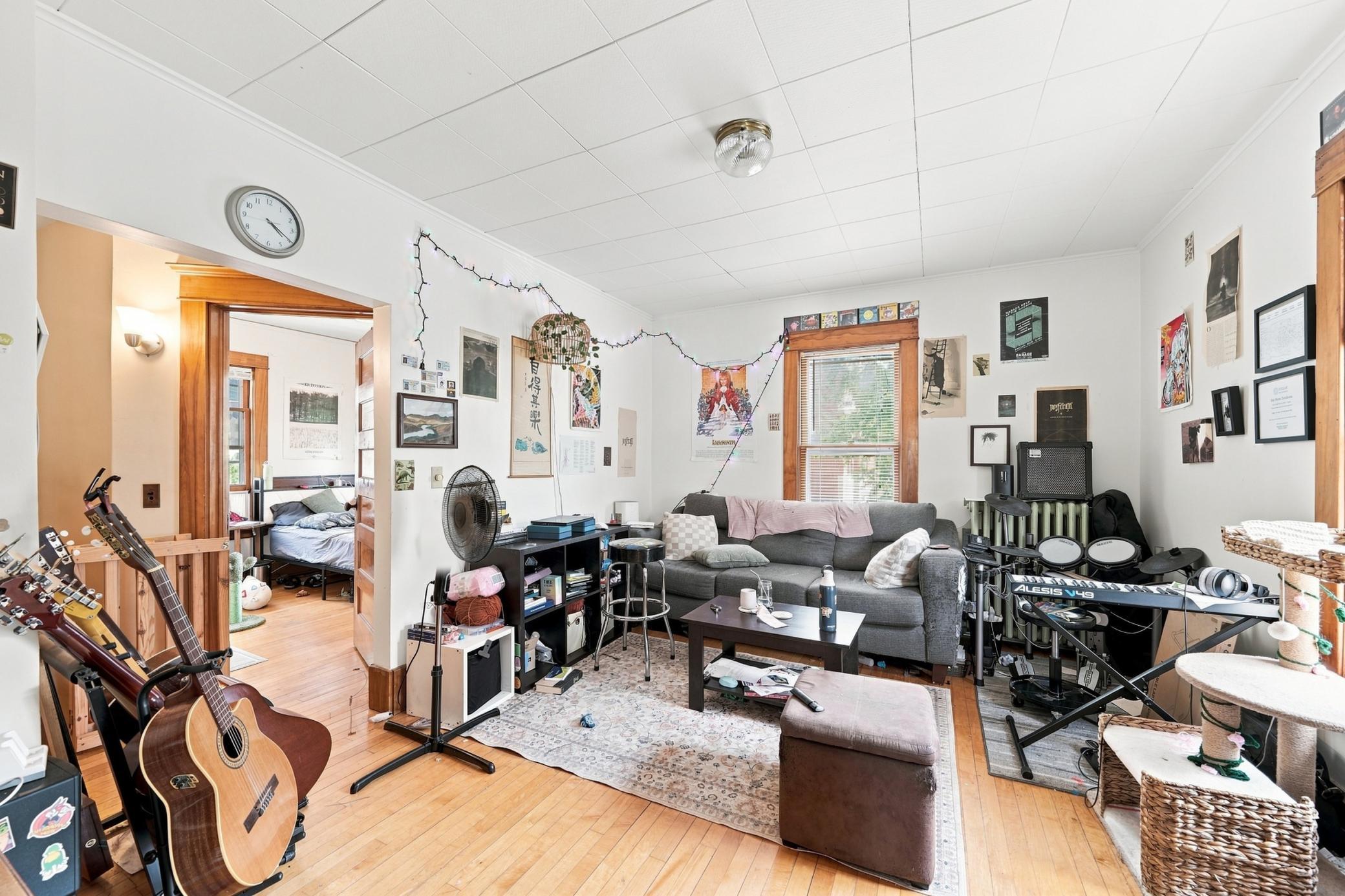 View of Residential Income at 3740 Bryant Avenue, Minneapolis MN 55409, Minneapolis (20 of 62) - Mike Wilen | Minnesota Team Real Estate
