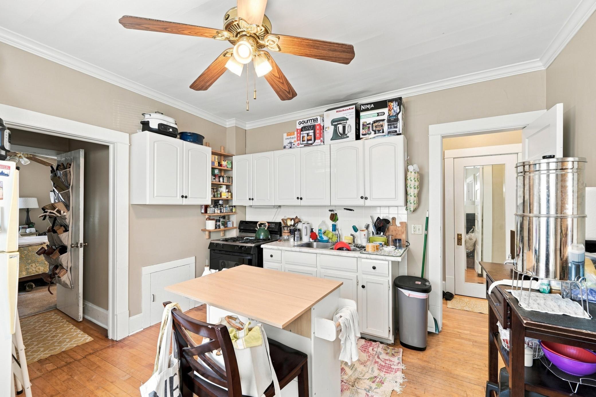 View of Residential Income at 3740 Bryant Avenue, Minneapolis MN 55409, Minneapolis (8 of 62) - Mike Wilen | Minnesota Team Real Estate