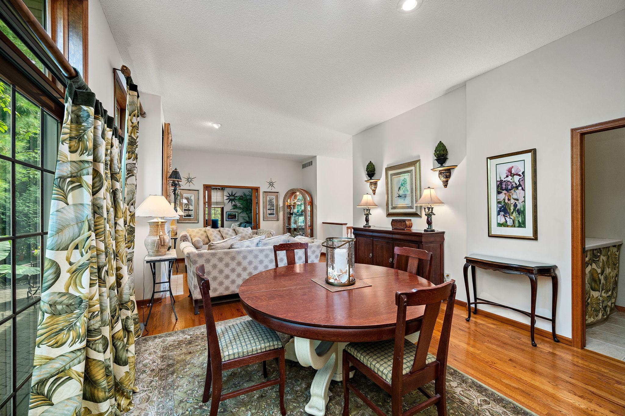View of Residential at 4678 Aspen Ridge Circle, Eagan MN 55122, Eagan (9 of 29) - Mike Wilen | Minnesota Team Real Estate