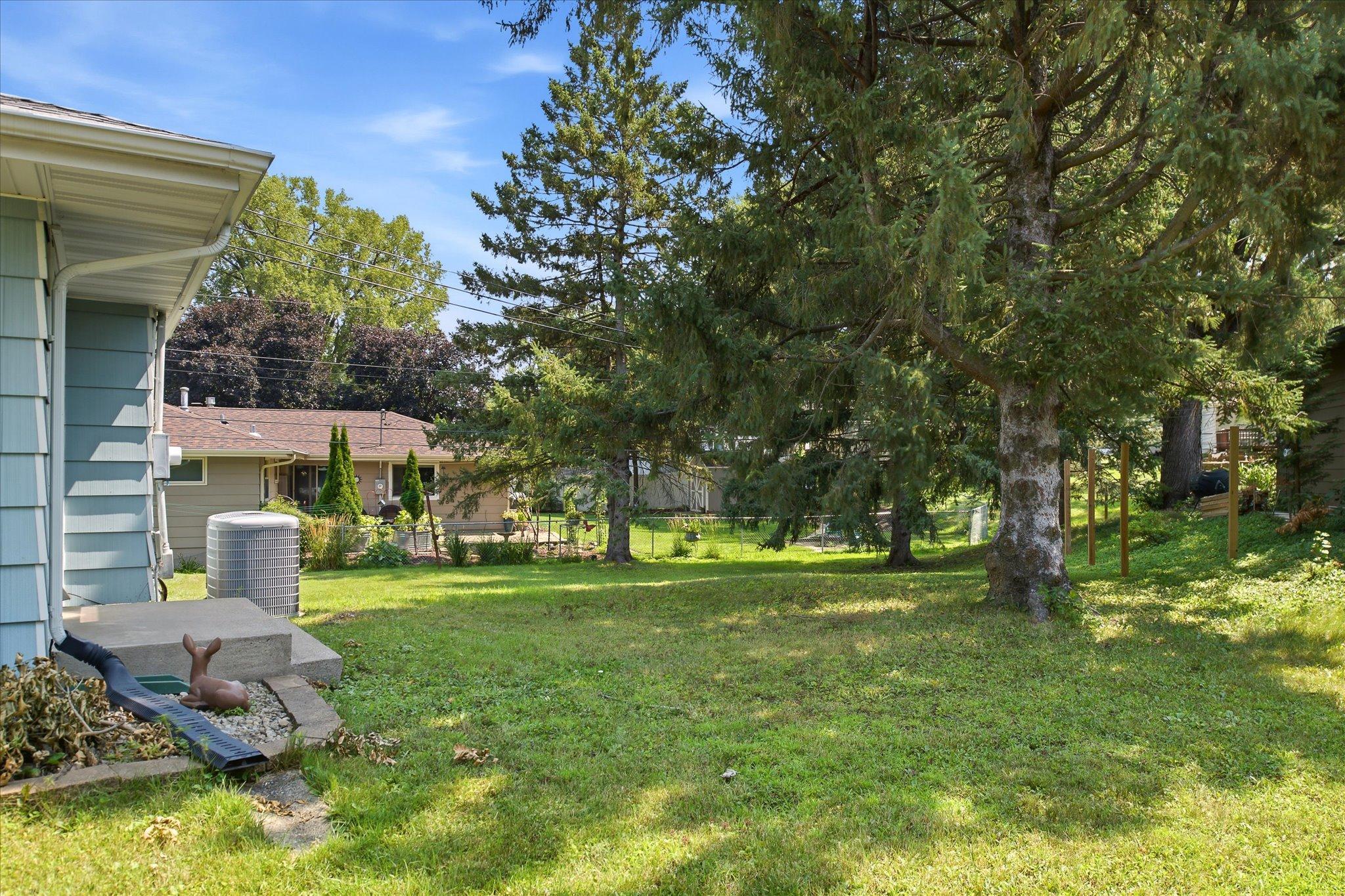 View of Residential at 1277 Imperial Lane, New Brighton MN 55112, New Brighton (22 of 26) - Mike Wilen | Minnesota Team Real Estate