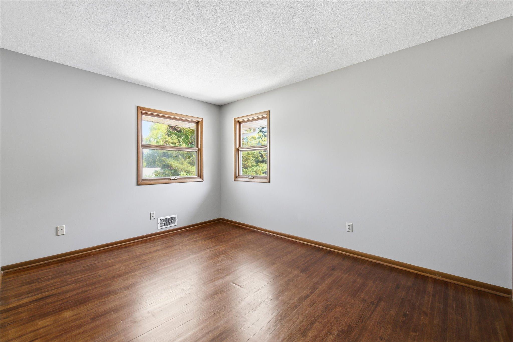 View of Residential at 1277 Imperial Lane, New Brighton MN 55112, New Brighton (15 of 26) - Mike Wilen | Minnesota Team Real Estate