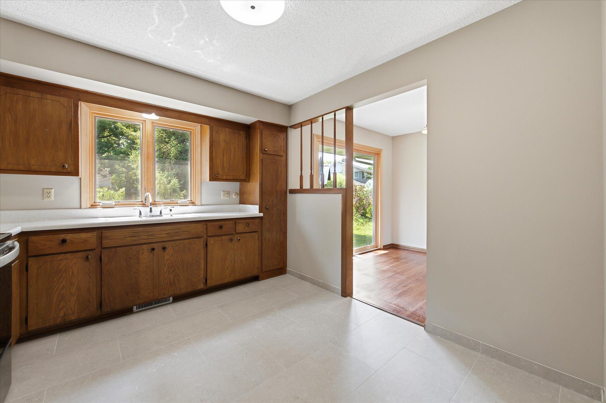 View of Residential at 1277 Imperial Lane, New Brighton MN 55112, New Brighton (6 of 26) - Mike Wilen | Minnesota Team Real Estate