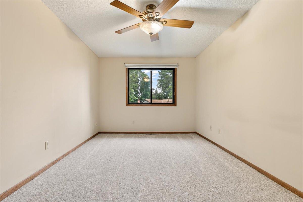 View of Residential at 566 Donegal Circle, Shoreview MN 55126, Shoreview (21 of 42) - Mike Wilen | Minnesota Team Real Estate