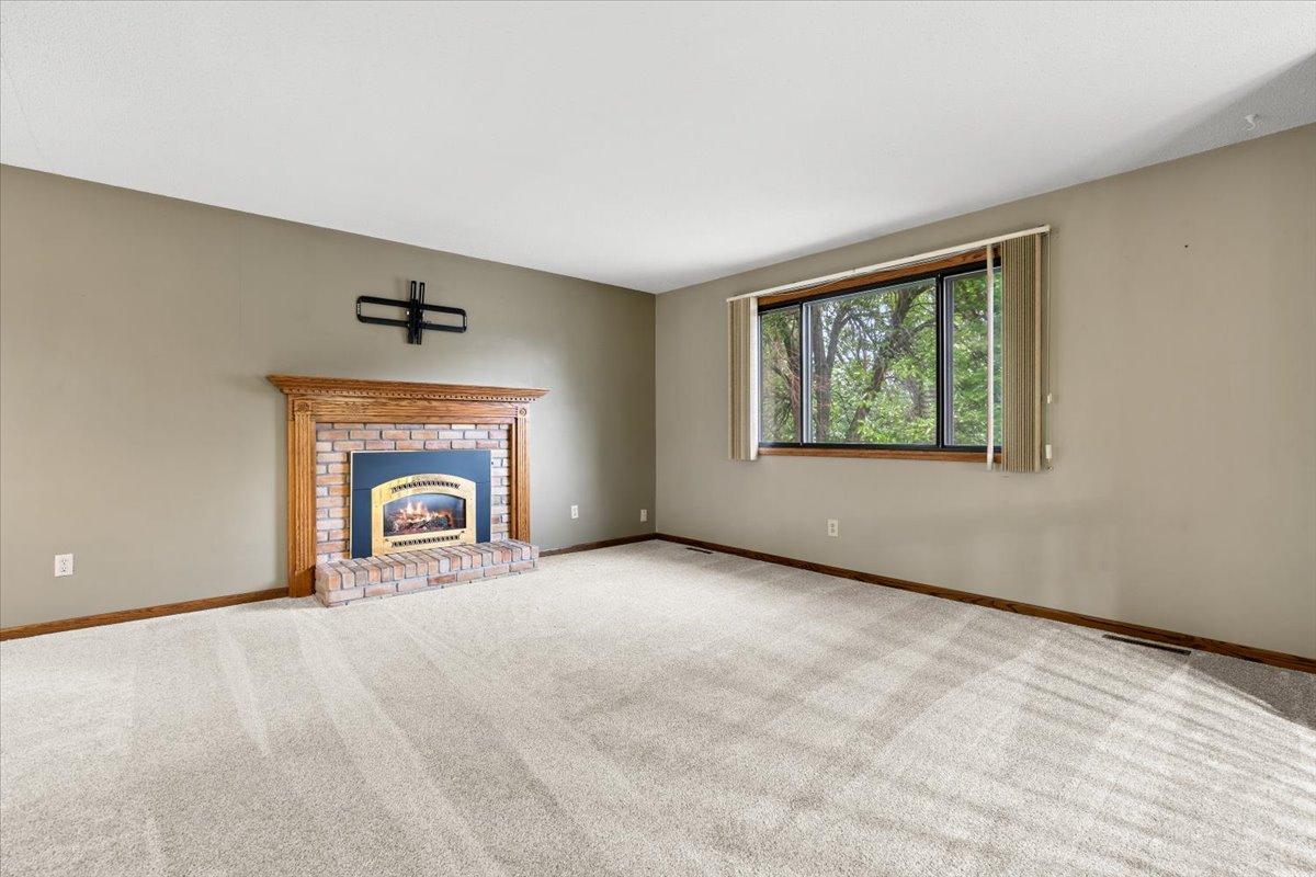 View of Residential at 566 Donegal Circle, Shoreview MN 55126, Shoreview (9 of 42) - Mike Wilen | Minnesota Team Real Estate