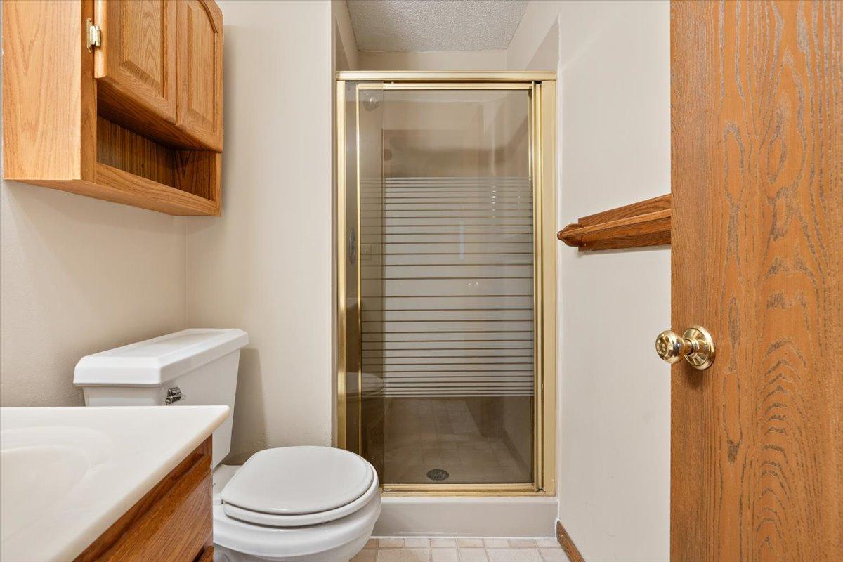 View of Residential at 566 Donegal Circle, Shoreview MN 55126, Shoreview (37 of 42) - Mike Wilen | Minnesota Team Real Estate