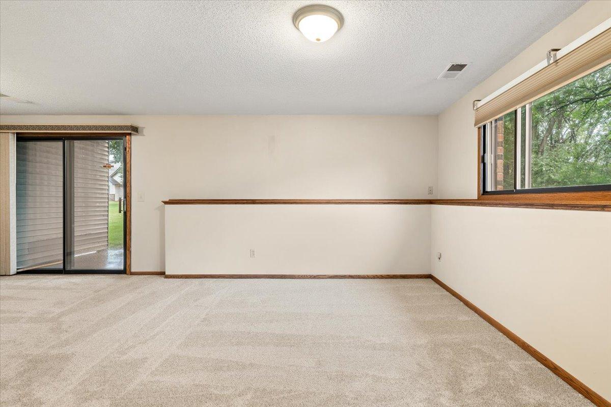 View of Residential at 566 Donegal Circle, Shoreview MN 55126, Shoreview (32 of 42) - Mike Wilen | Minnesota Team Real Estate