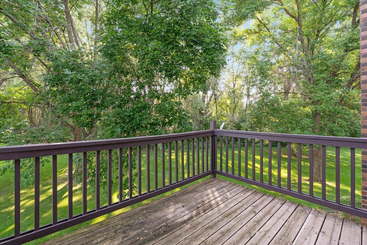 View of Residential at 566 Donegal Circle, Shoreview MN 55126, Shoreview (14 of 42) - Mike Wilen | Minnesota Team Real Estate