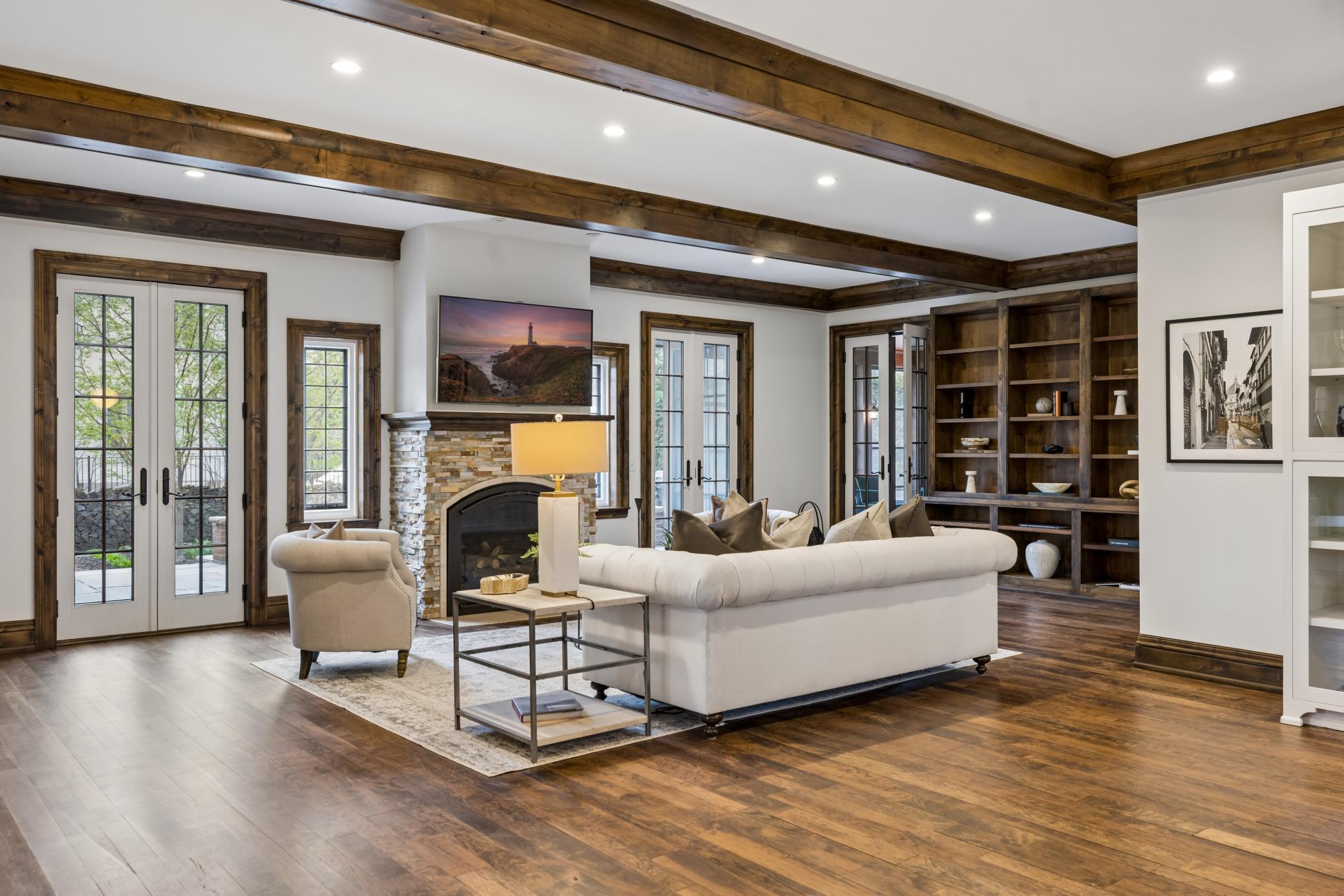View of Residential at 2204 Lake Of The Isles Parkway, Minneapolis MN 55405, Minneapolis (13 of 55) - Mike Wilen | Minnesota Team Real Estate