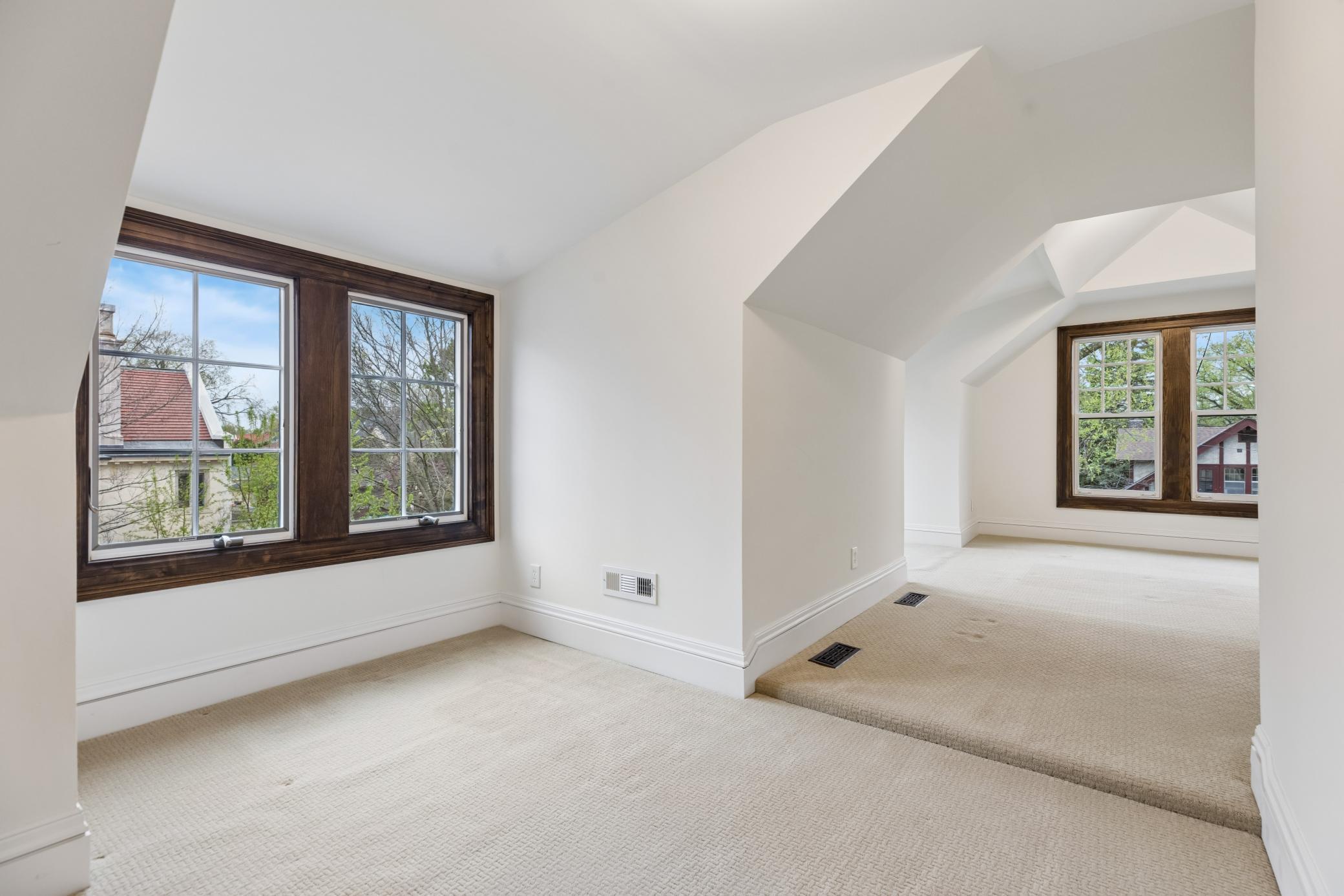 View of Residential at 2204 Lake Of The Isles Parkway, Minneapolis MN 55405, Minneapolis (34 of 55) - Mike Wilen | Minnesota Team Real Estate