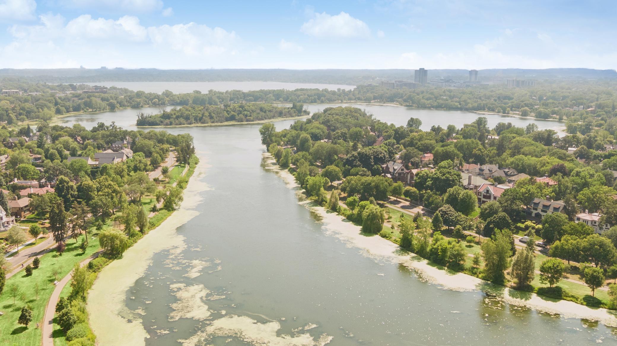 View of Residential at 2204 Lake Of The Isles Parkway, Minneapolis MN 55405, Minneapolis (44 of 55) - Mike Wilen | Minnesota Team Real Estate