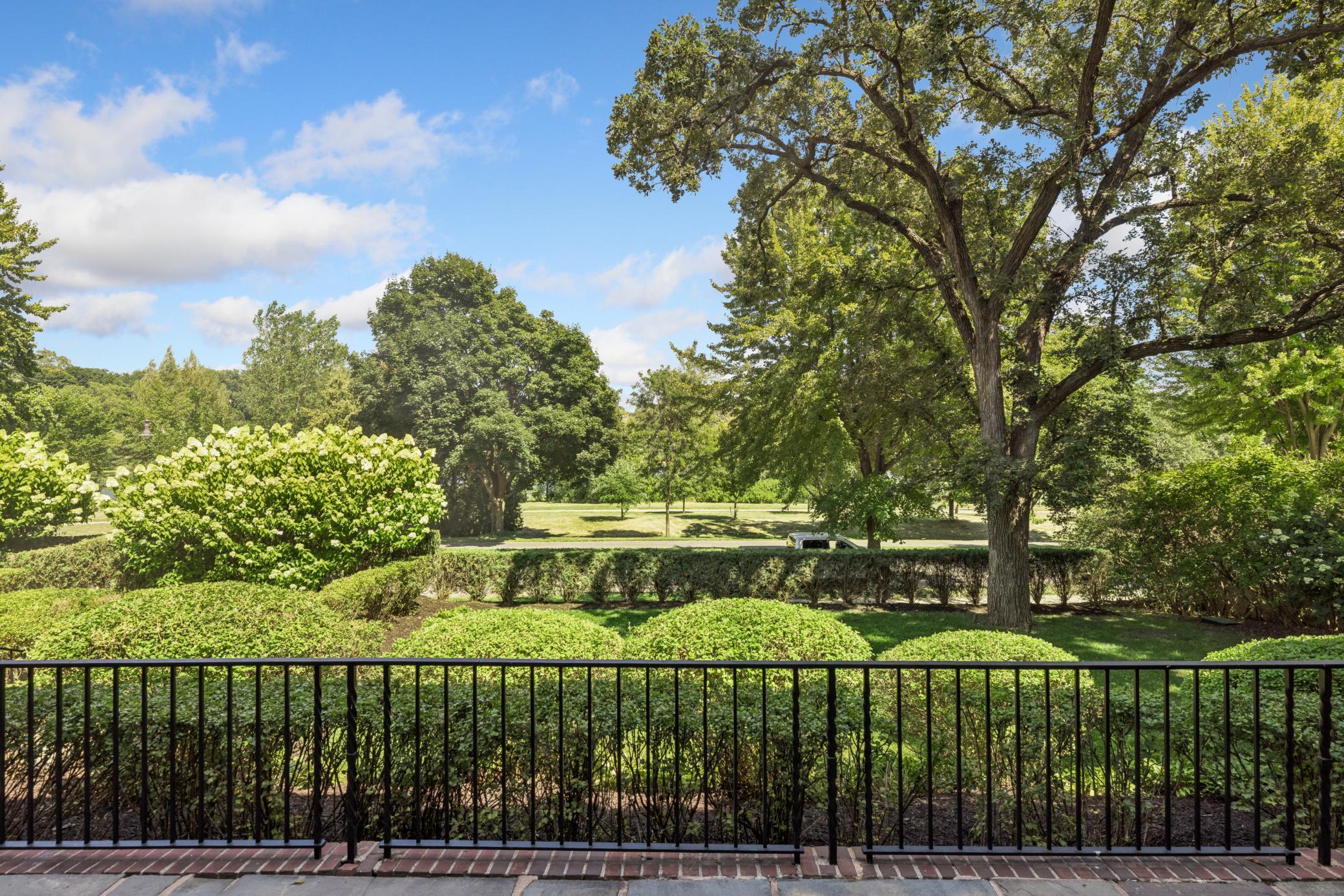 View of Residential at 2204 Lake Of The Isles Parkway, Minneapolis MN 55405, Minneapolis (47 of 55) - Mike Wilen | Minnesota Team Real Estate