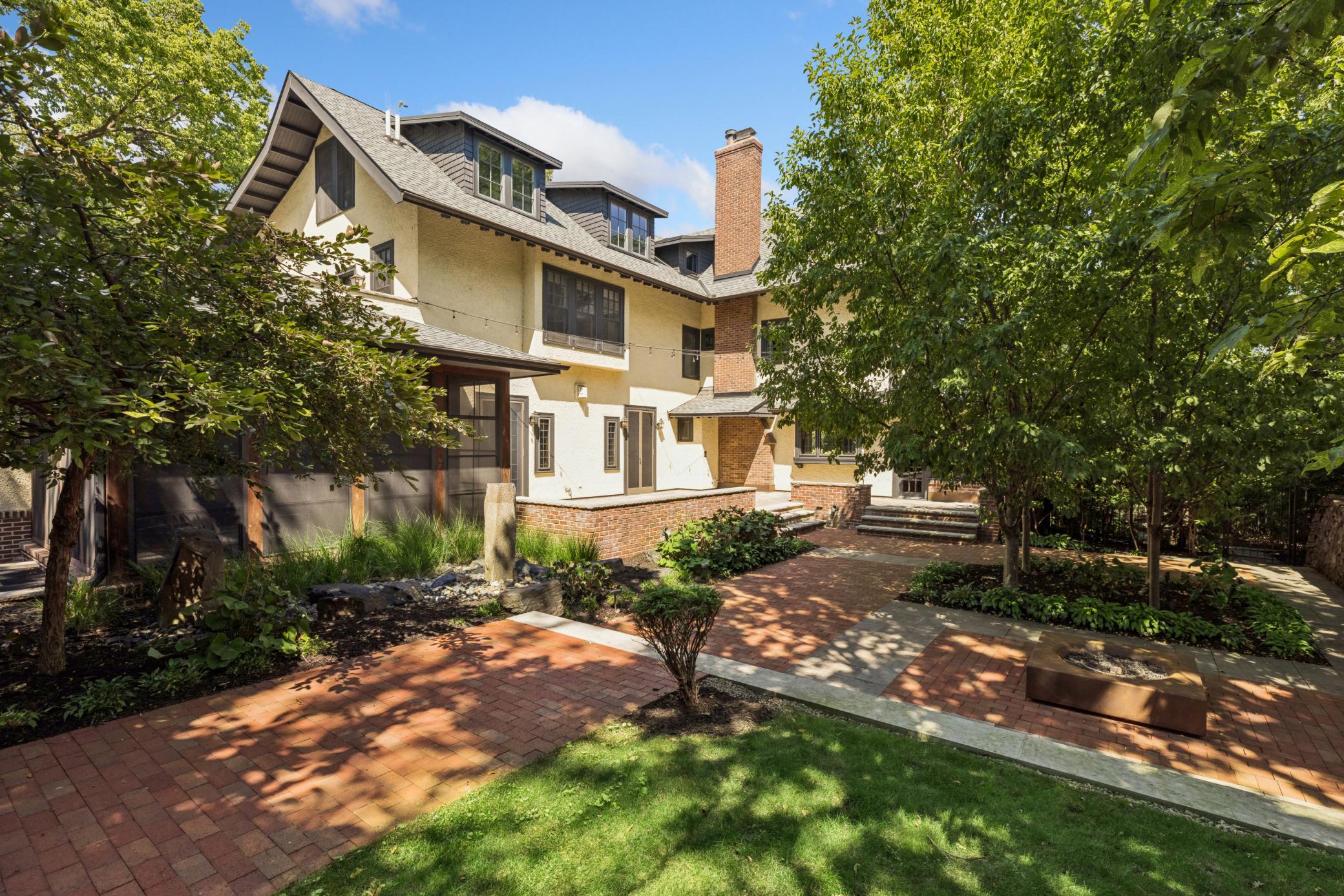 View of Residential at 2204 Lake Of The Isles Parkway, Minneapolis MN 55405, Minneapolis (50 of 55) - Mike Wilen | Minnesota Team Real Estate