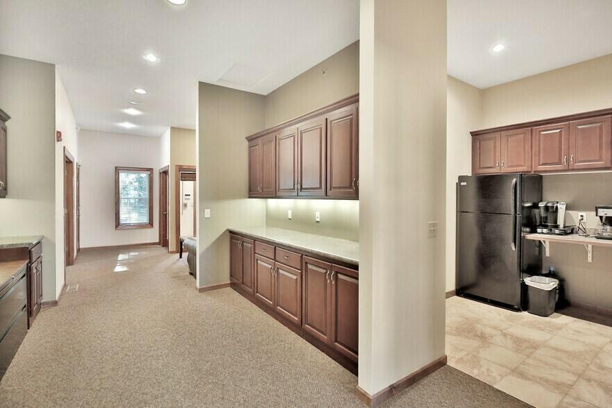 View of Commercial Sale at 2195 Northdale Boulevard, Coon Rapids MN 55433, Coon Rapids (29 of 37) - Mike Wilen | Minnesota Team Real Estate