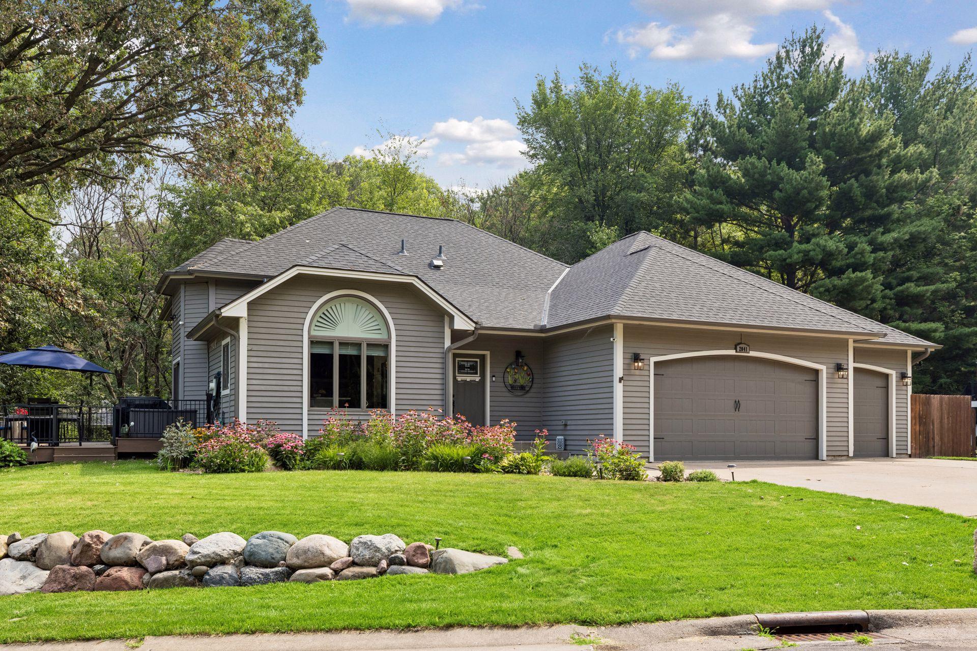 View of Residential at 2041 Oakridge Street, Saint Paul MN 55119, Saint Paul - Mike Wilen | Minnesota Team Real Estate