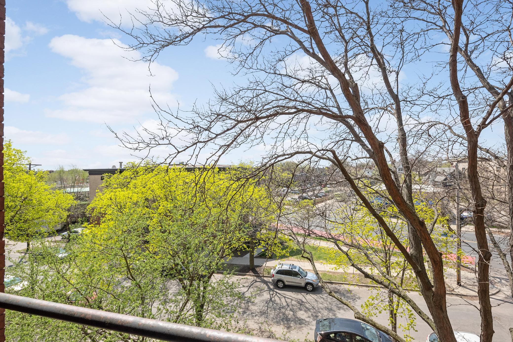 View of Residential at 2421 Emerson Avenue #107, Minneapolis MN 55405, Minneapolis (14 of 31) - Mike Wilen | Minnesota Team Real Estate