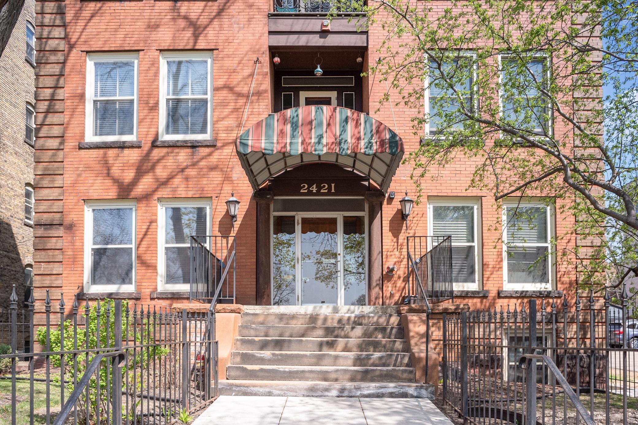 View of Residential at 2421 Emerson Avenue #107, Minneapolis MN 55405, Minneapolis (3 of 31) - Mike Wilen | Minnesota Team Real Estate