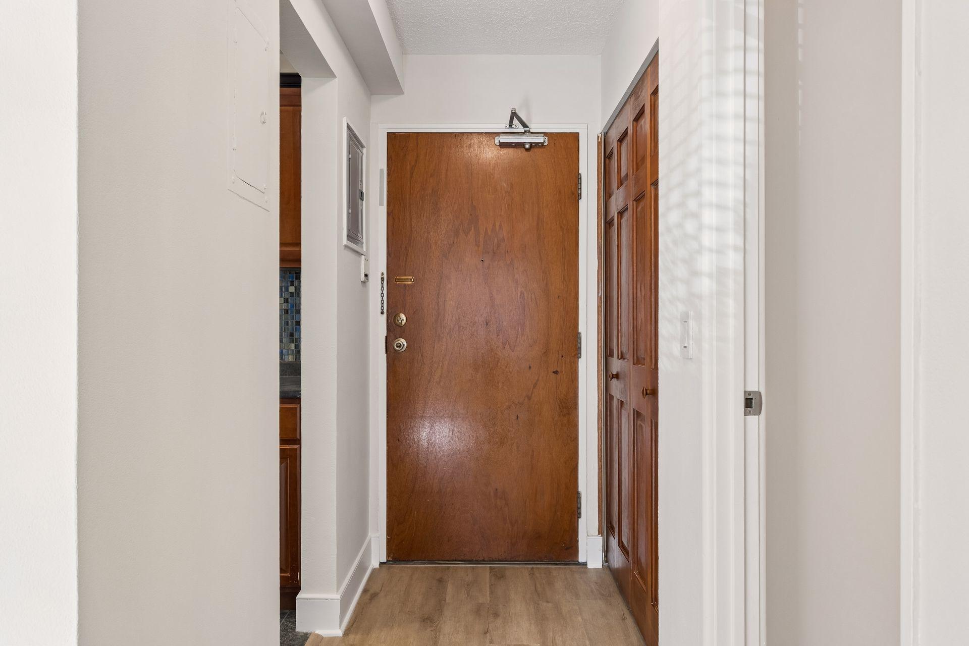 View of Residential at 2212 Aldrich Avenue #102, Minneapolis MN 55405, Minneapolis (3 of 19) - Mike Wilen | Minnesota Team Real Estate