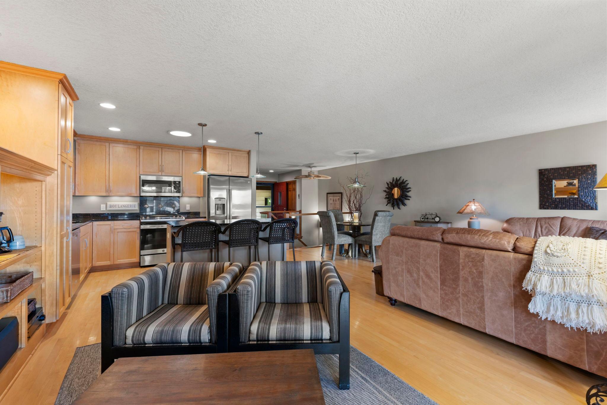 View of Residential at 1297 Black Oaks Court, Plymouth MN 55447, Plymouth (14 of 58) - Mike Wilen | Minnesota Team Real Estate