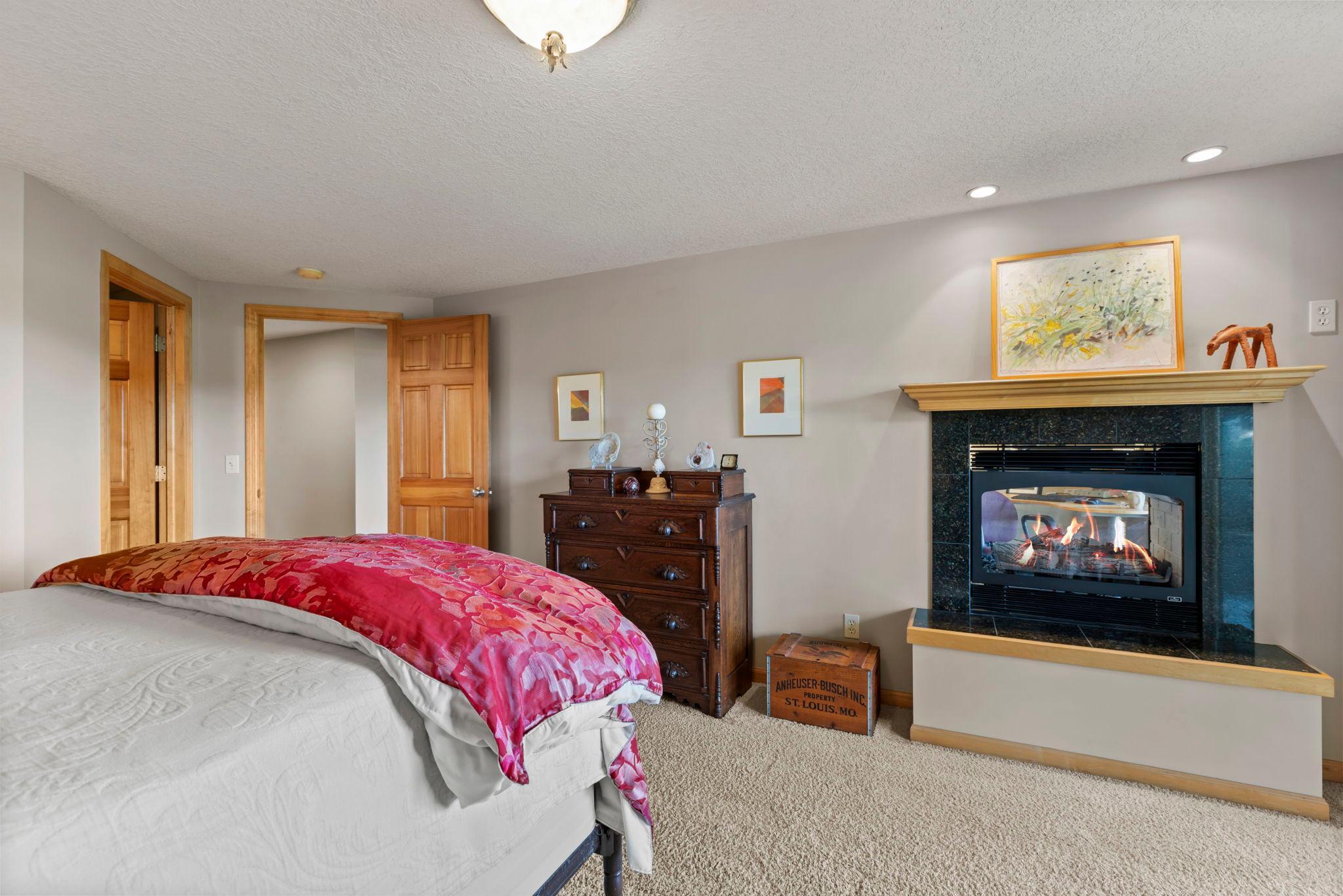 View of Residential at 1297 Black Oaks Court, Plymouth MN 55447, Plymouth (25 of 58) - Mike Wilen | Minnesota Team Real Estate