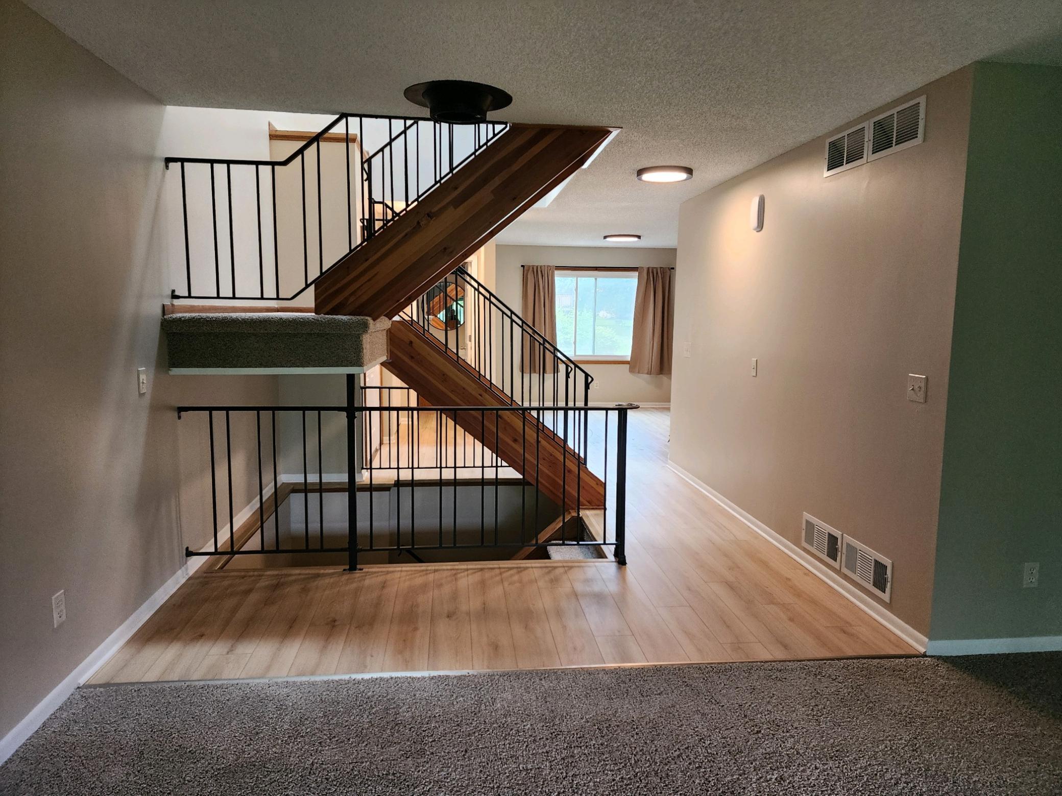 View of Residential Income at 2860-2862 Wheeler Street, Roseville MN 55113, Roseville (6 of 28) - Mike Wilen | Minnesota Team Real Estate