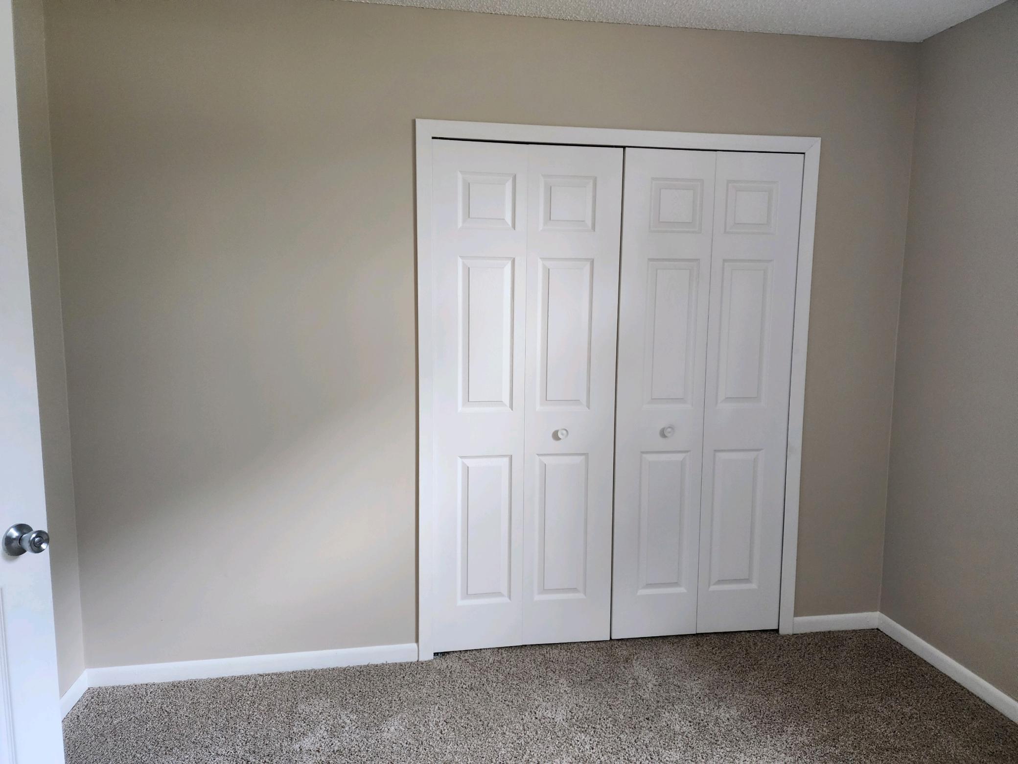 View of Residential Income at 2860-2862 Wheeler Street, Roseville MN 55113, Roseville (24 of 28) - Mike Wilen | Minnesota Team Real Estate