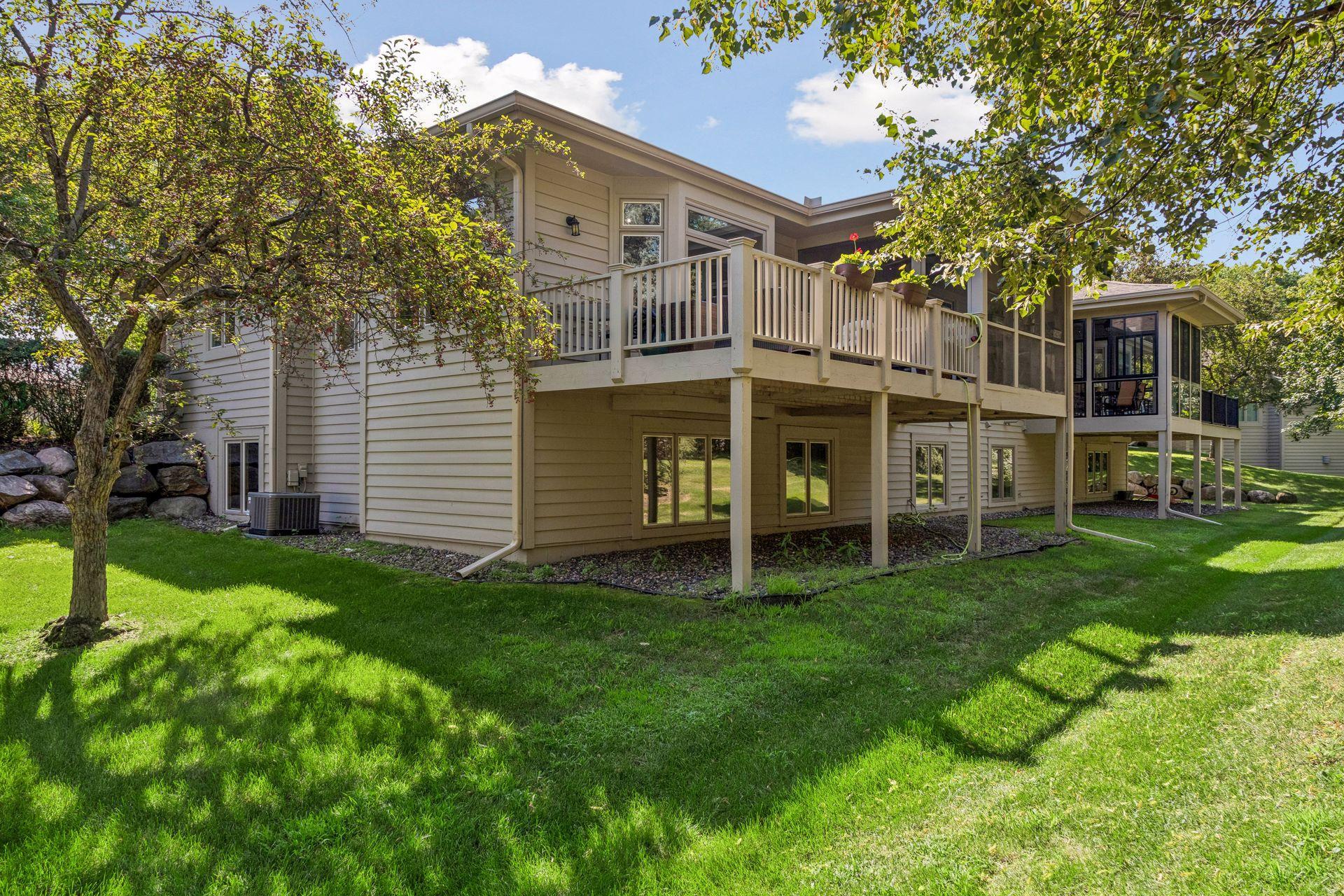 View of Residential at 8950 Hilloway Road, Eden Prairie MN 55347, Eden Prairie (31 of 35) - Mike Wilen | Minnesota Team Real Estate