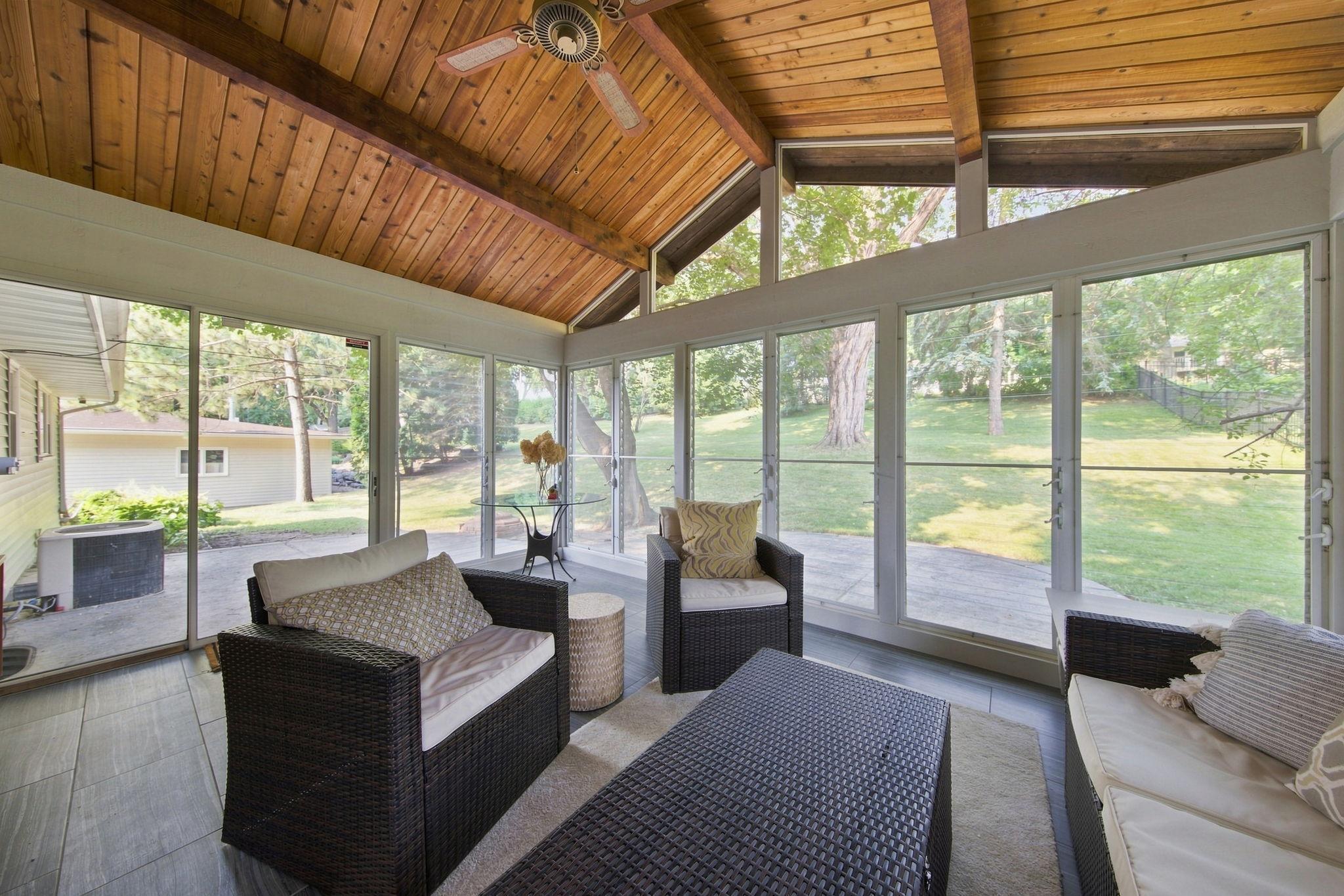 View of Residential at 6616 Hillside Lane, Edina MN 55439, Edina (12 of 41) - Mike Wilen | Minnesota Team Real Estate