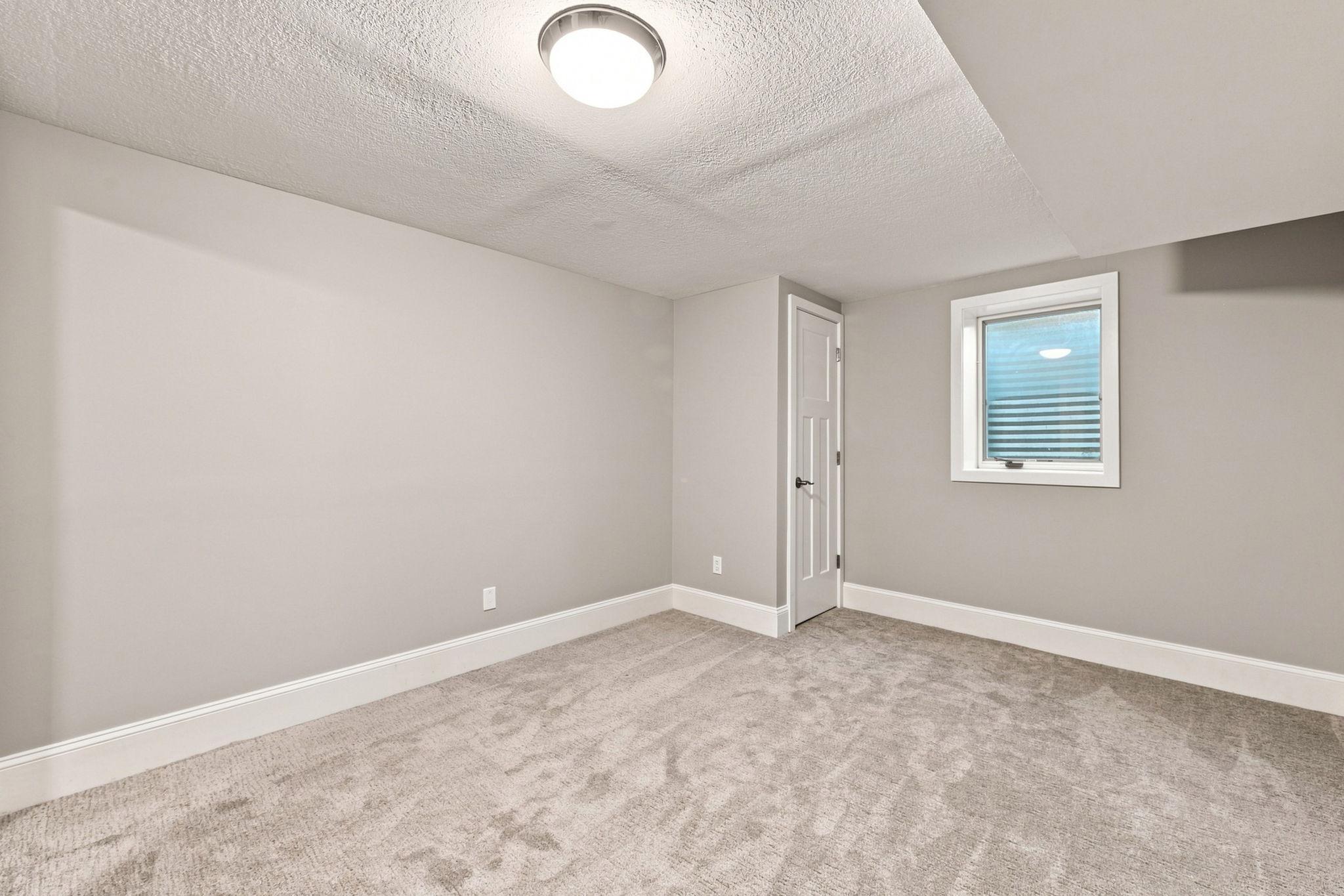 View of Residential at 6616 Hillside Lane, Edina MN 55439, Edina (24 of 41) - Mike Wilen | Minnesota Team Real Estate