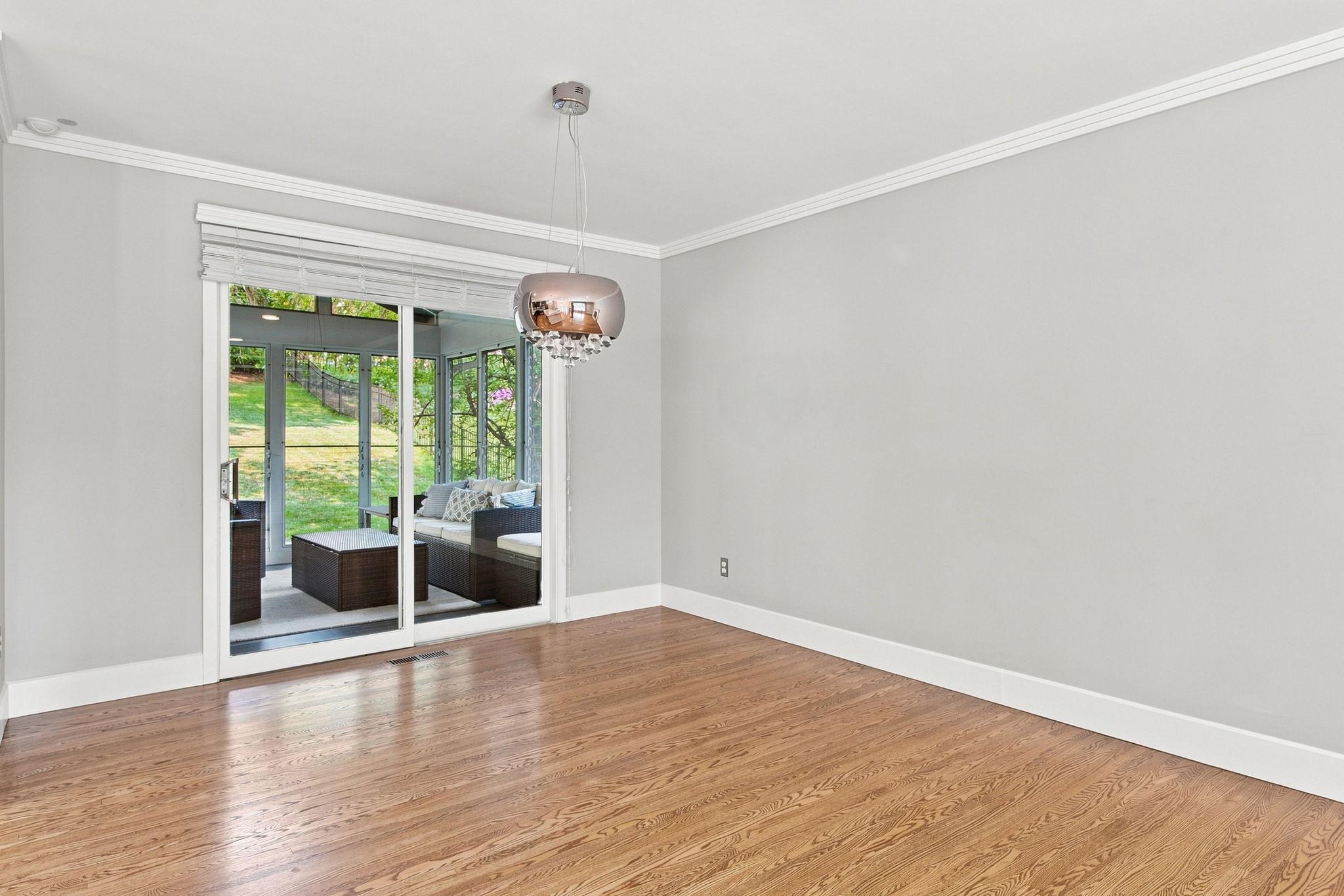 View of Residential at 6616 Hillside Lane, Edina MN 55439, Edina (11 of 41) - Mike Wilen | Minnesota Team Real Estate