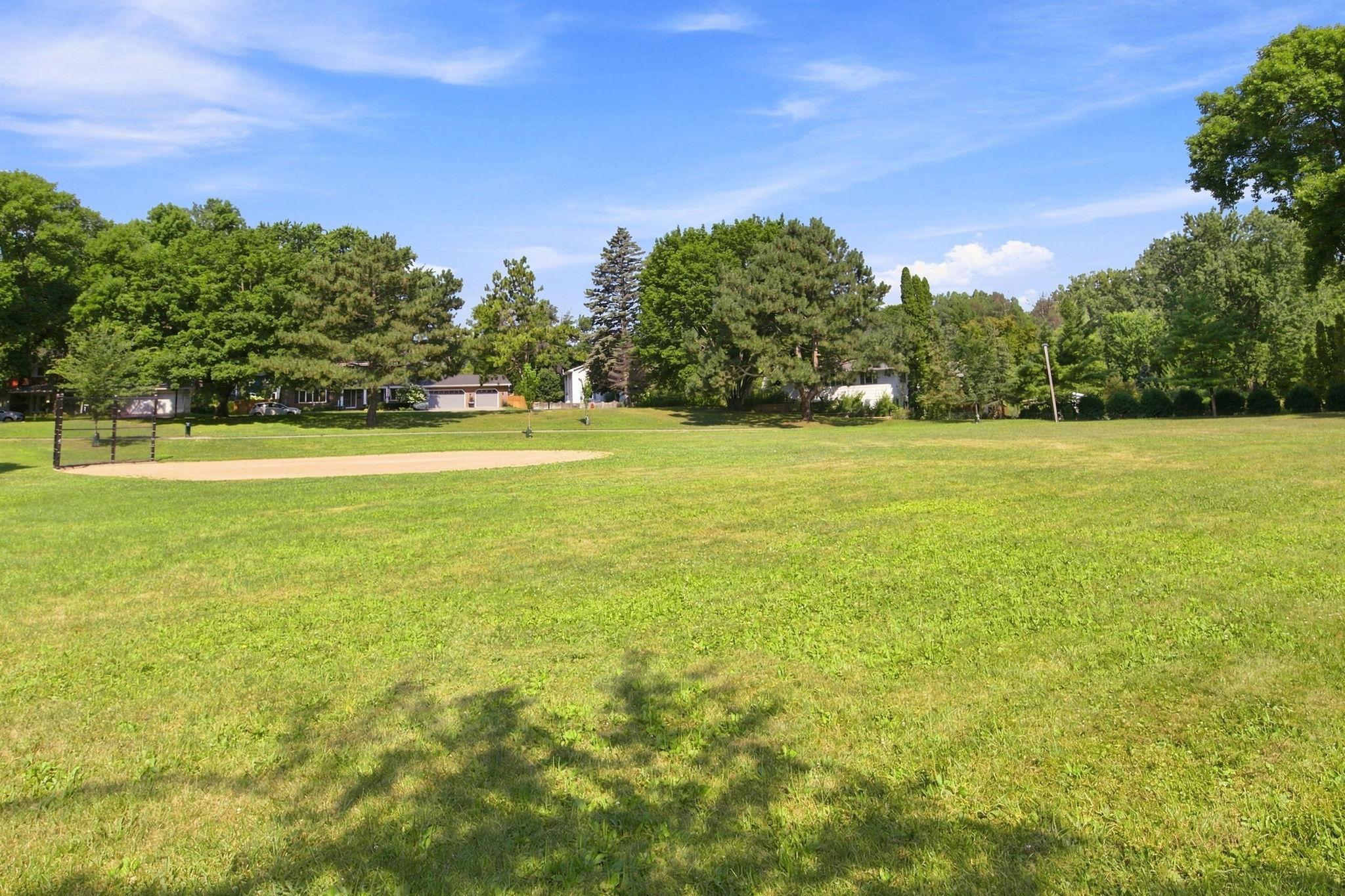 View of Residential at 6616 Hillside Lane, Edina MN 55439, Edina (39 of 41) - Mike Wilen | Minnesota Team Real Estate