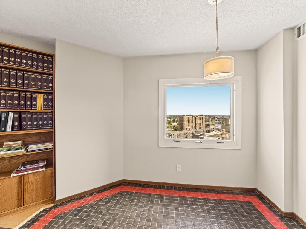 View of Residential at 121 Washington Avenue #1917, Minneapolis MN 55401, Minneapolis (22 of 61) - Mike Wilen | Minnesota Team Real Estate