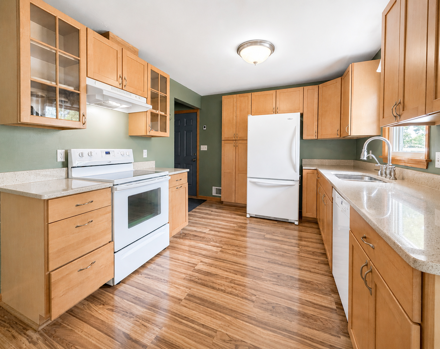 View of Residential at 811 8th Street, Gaylord MN 55334, Gaylord (3 of 11) - Mike Wilen | Minnesota Team Real Estate