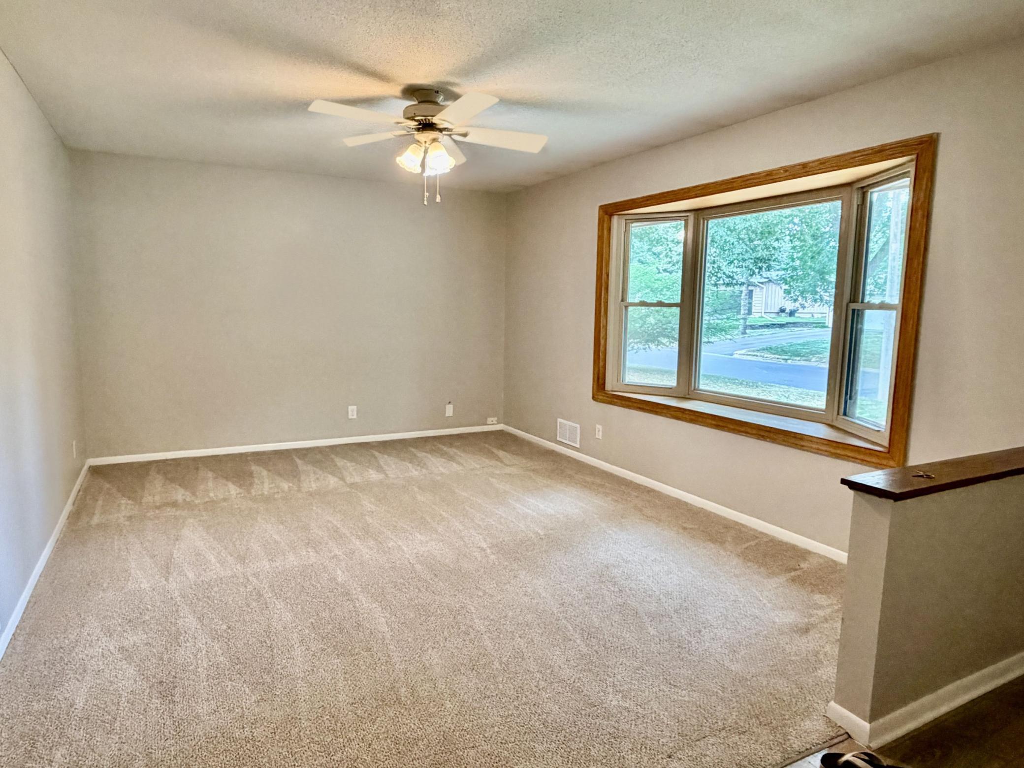 View of Residential at 8001 Edgewood Avenue, Brooklyn Park MN 55445, Brooklyn Park (7 of 18) - Mike Wilen | Minnesota Team Real Estate