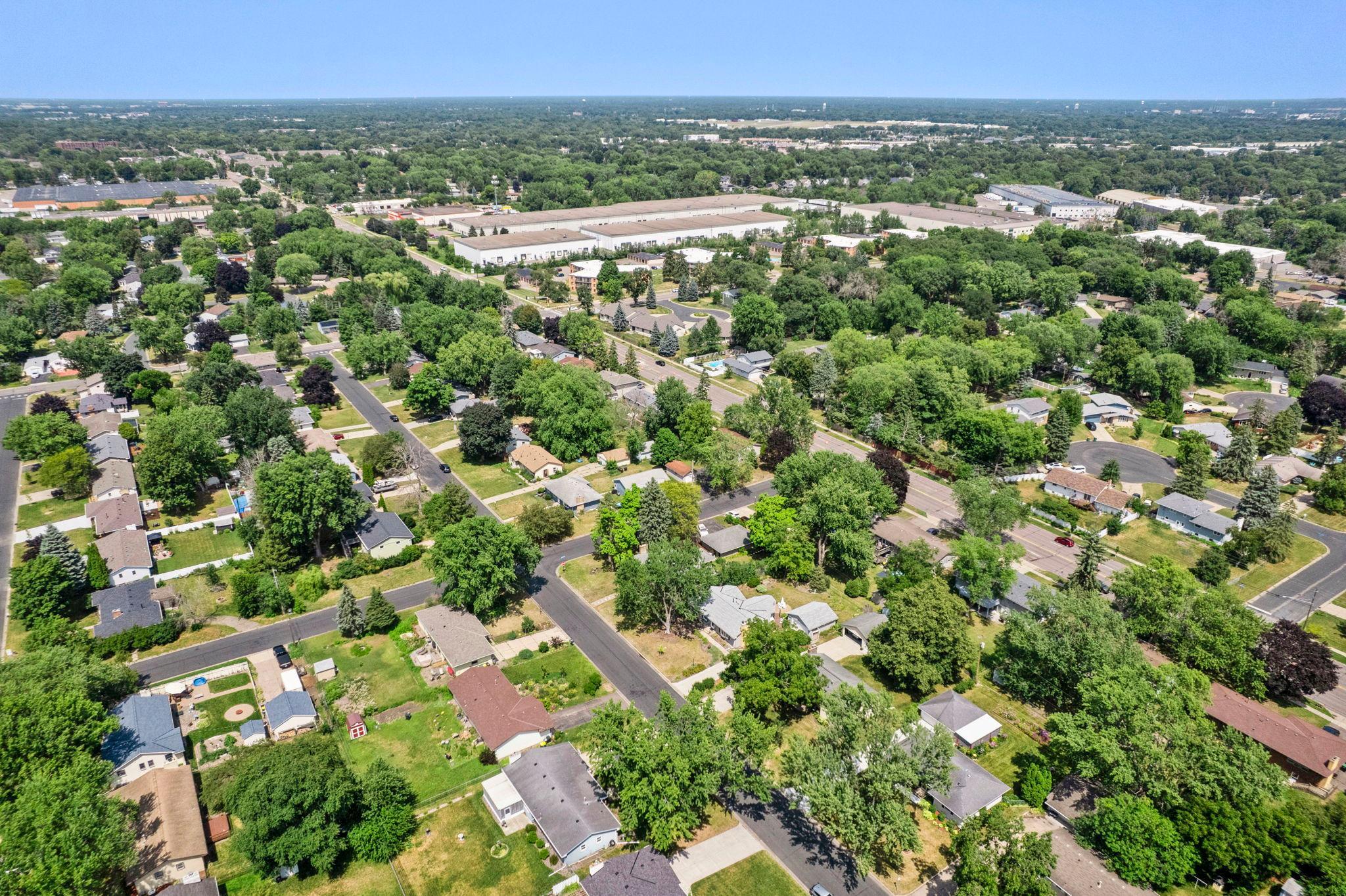 View of Residential at 4809 Winnetka Avenue, New Hope MN 55428, New Hope (79 of 88) - Mike Wilen | Minnesota Team Real Estate