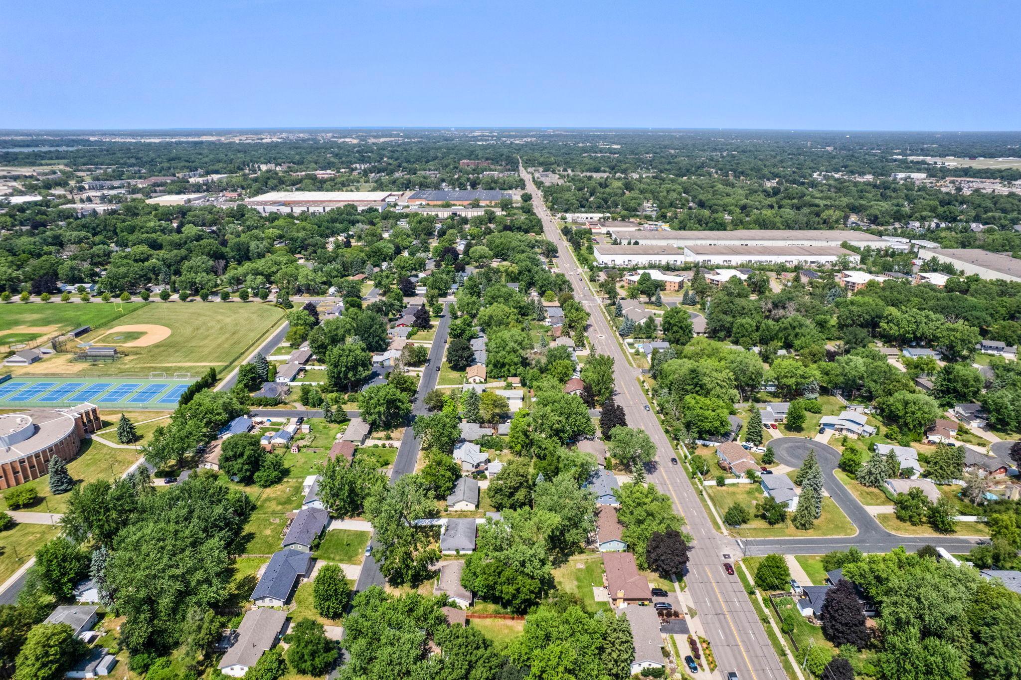 View of Residential at 4809 Winnetka Avenue, New Hope MN 55428, New Hope (62 of 88) - Mike Wilen | Minnesota Team Real Estate