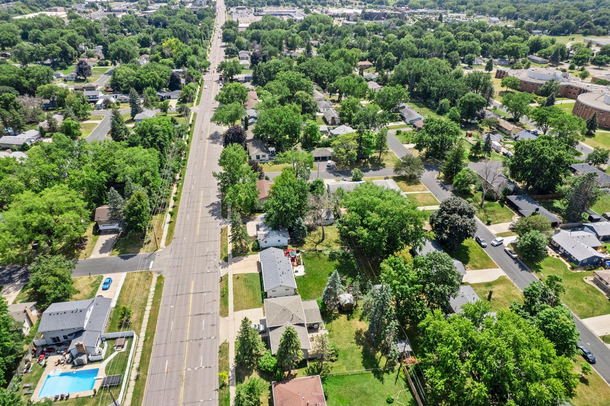 View of Residential at 4809 Winnetka Avenue, New Hope MN 55428, New Hope (54 of 88) - Mike Wilen | Minnesota Team Real Estate