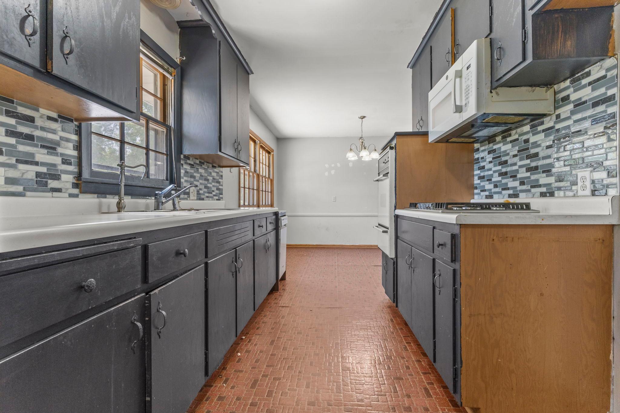 View of Residential at 4809 Winnetka Avenue, New Hope MN 55428, New Hope (6 of 88) - Mike Wilen | Minnesota Team Real Estate