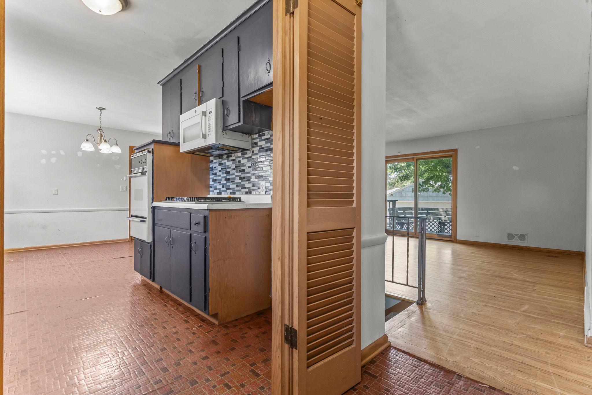 View of Residential at 4809 Winnetka Avenue, New Hope MN 55428, New Hope (5 of 88) - Mike Wilen | Minnesota Team Real Estate