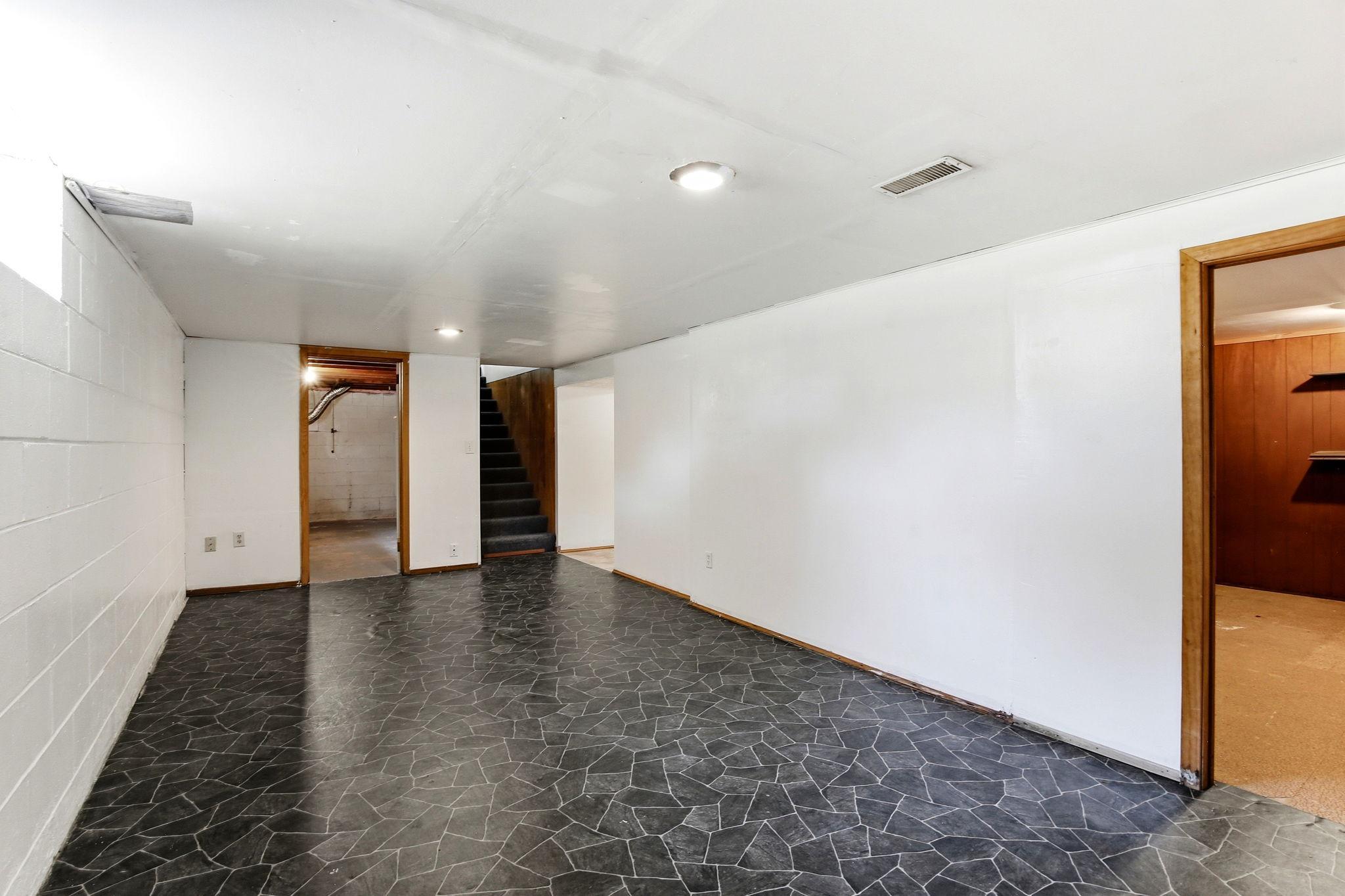 View of Residential at 6936 Newton Avenue, Brooklyn Center MN 55430, Brooklyn Center (26 of 40) - Mike Wilen | Minnesota Team Real Estate