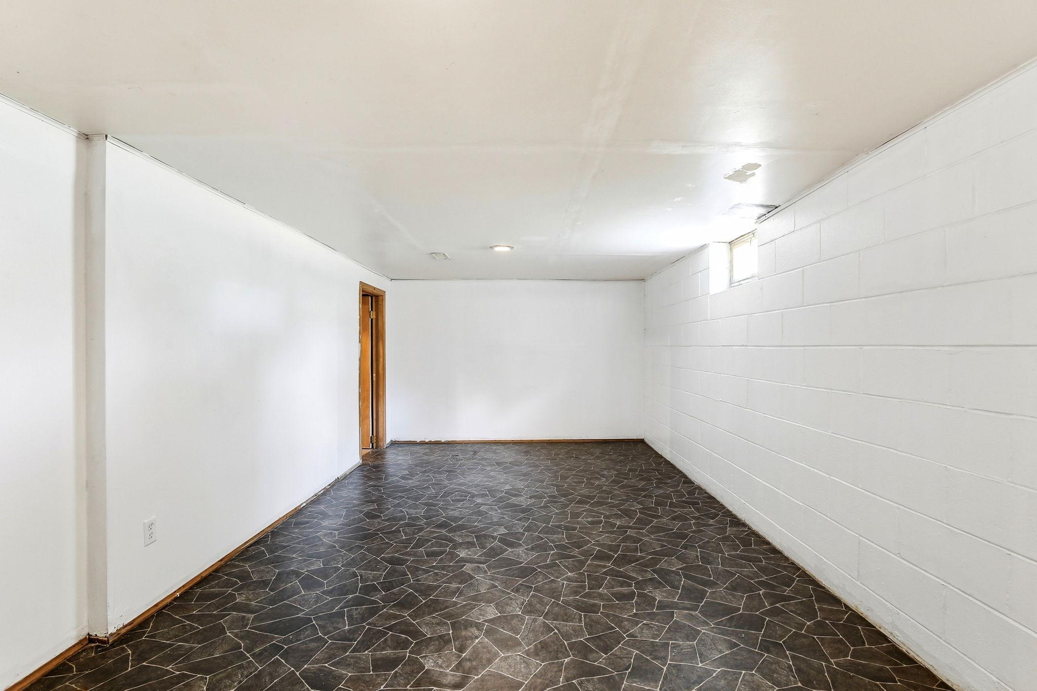 View of Residential at 6936 Newton Avenue, Brooklyn Center MN 55430, Brooklyn Center (25 of 40) - Mike Wilen | Minnesota Team Real Estate
