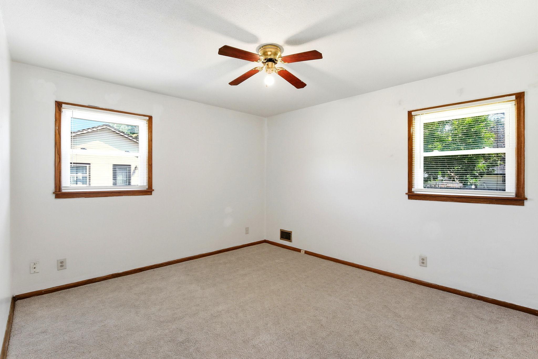 View of Residential at 6936 Newton Avenue, Brooklyn Center MN 55430, Brooklyn Center (19 of 40) - Mike Wilen | Minnesota Team Real Estate