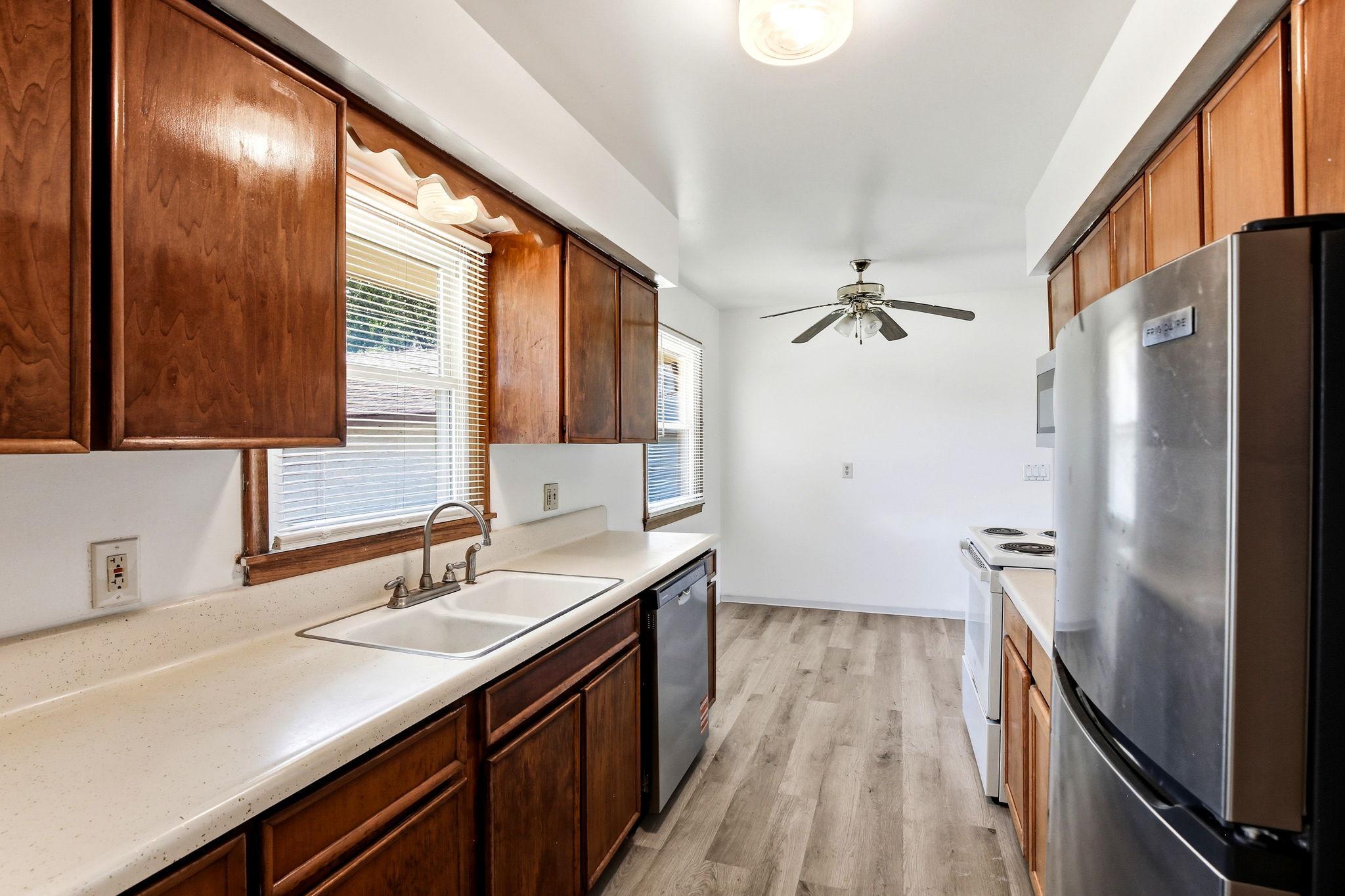 View of Residential at 6936 Newton Avenue, Brooklyn Center MN 55430, Brooklyn Center (15 of 40) - Mike Wilen | Minnesota Team Real Estate