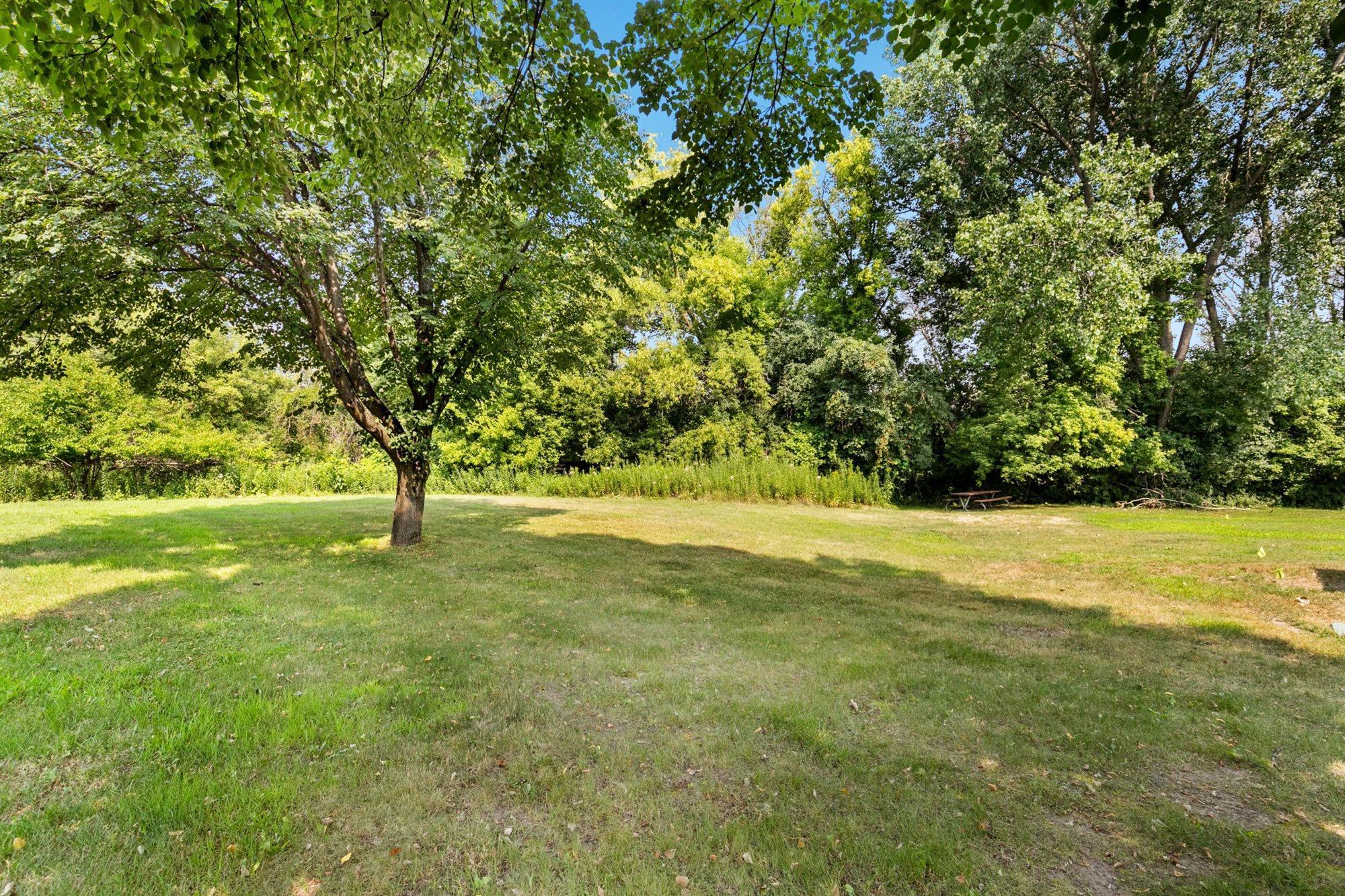 View of Commercial Sale at 2056 Woodlane Drive, Woodbury MN 55125, Woodbury (36 of 42) - Mike Wilen | Minnesota Team Real Estate