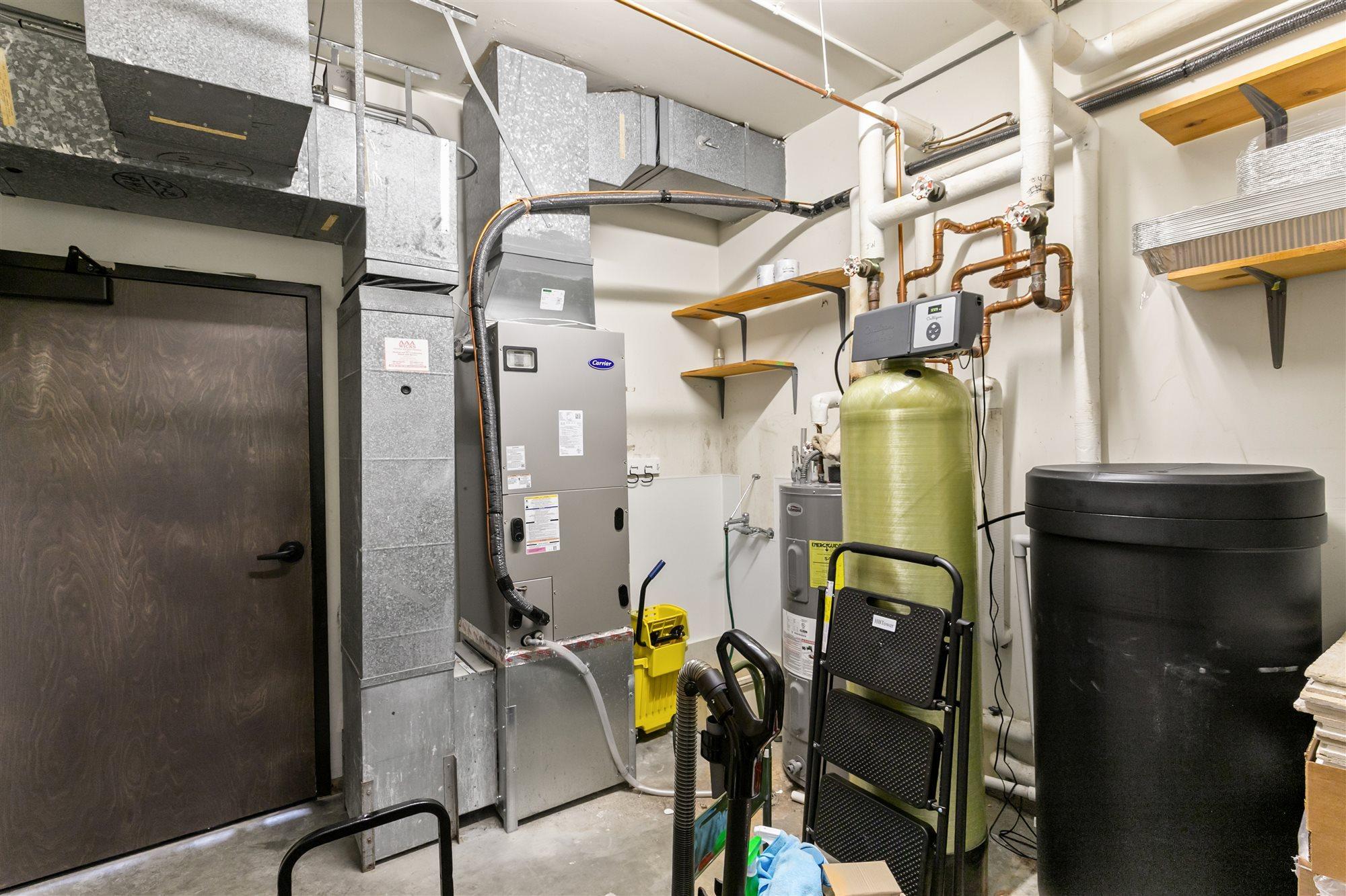 View of Commercial Sale at 2056 Woodlane Drive, Woodbury MN 55125, Woodbury (33 of 42) - Mike Wilen | Minnesota Team Real Estate