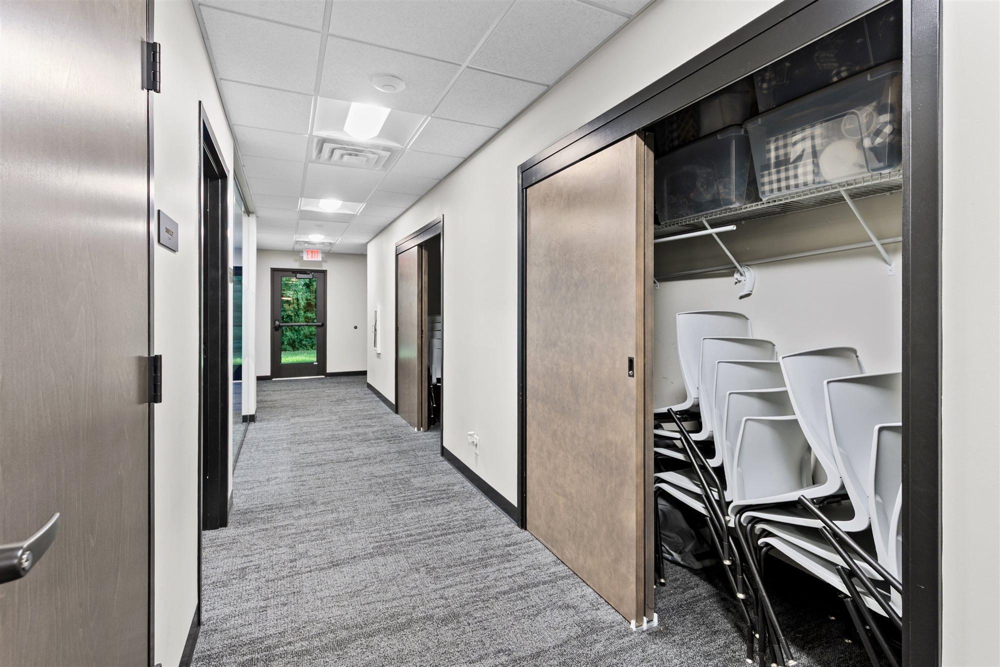 View of Commercial Sale at 2056 Woodlane Drive, Woodbury MN 55125, Woodbury (28 of 42) - Mike Wilen | Minnesota Team Real Estate