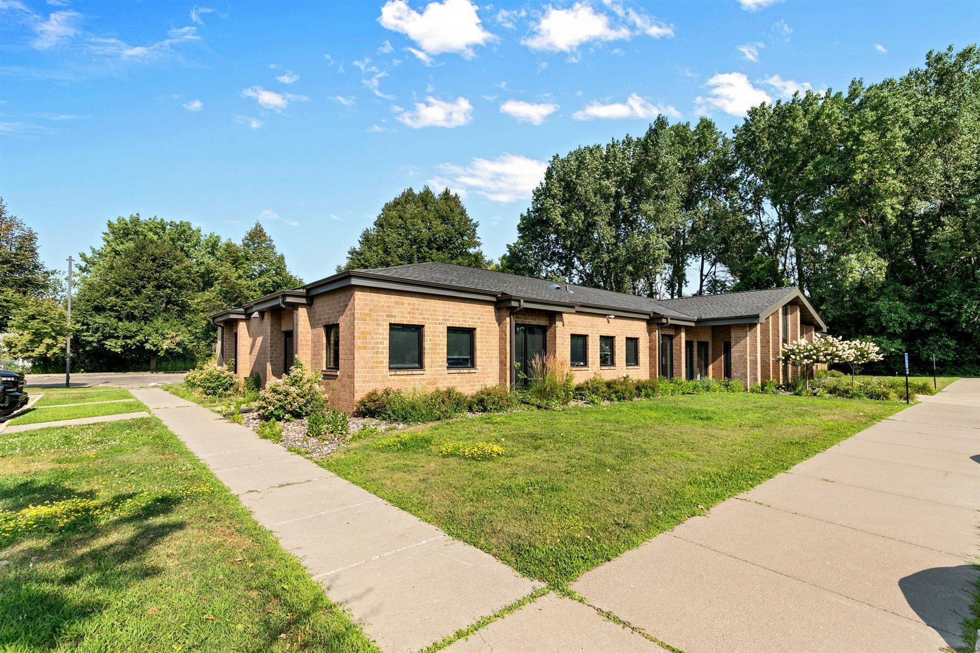 View of Commercial Sale at 2056 Woodlane Drive, Woodbury MN 55125, Woodbury (3 of 42) - Mike Wilen | Minnesota Team Real Estate