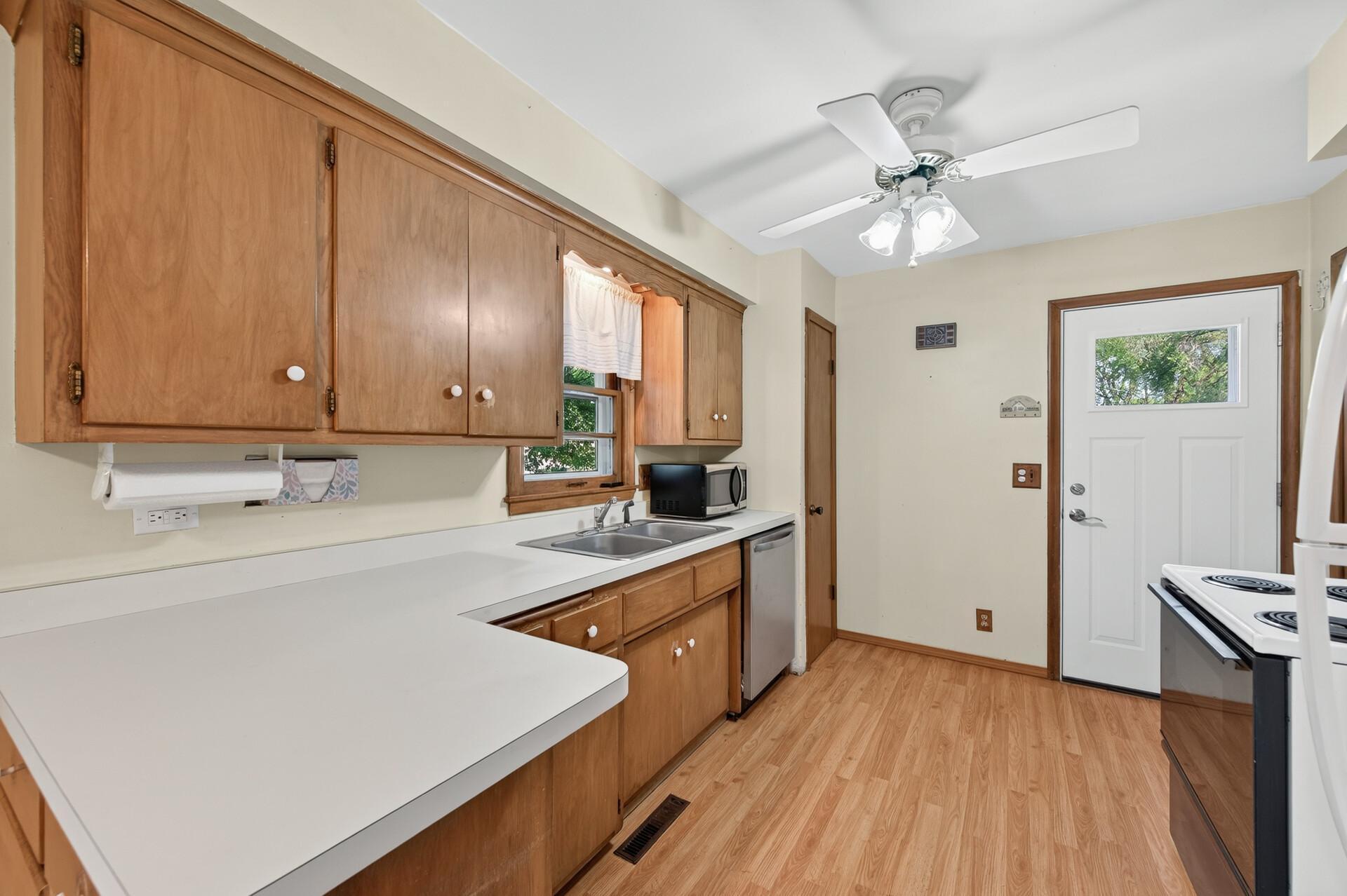 View of Residential at 3860 2 1/2 Street, Columbia Heights MN 55421, Columbia Heights (11 of 30) - Mike Wilen | Minnesota Team Real Estate