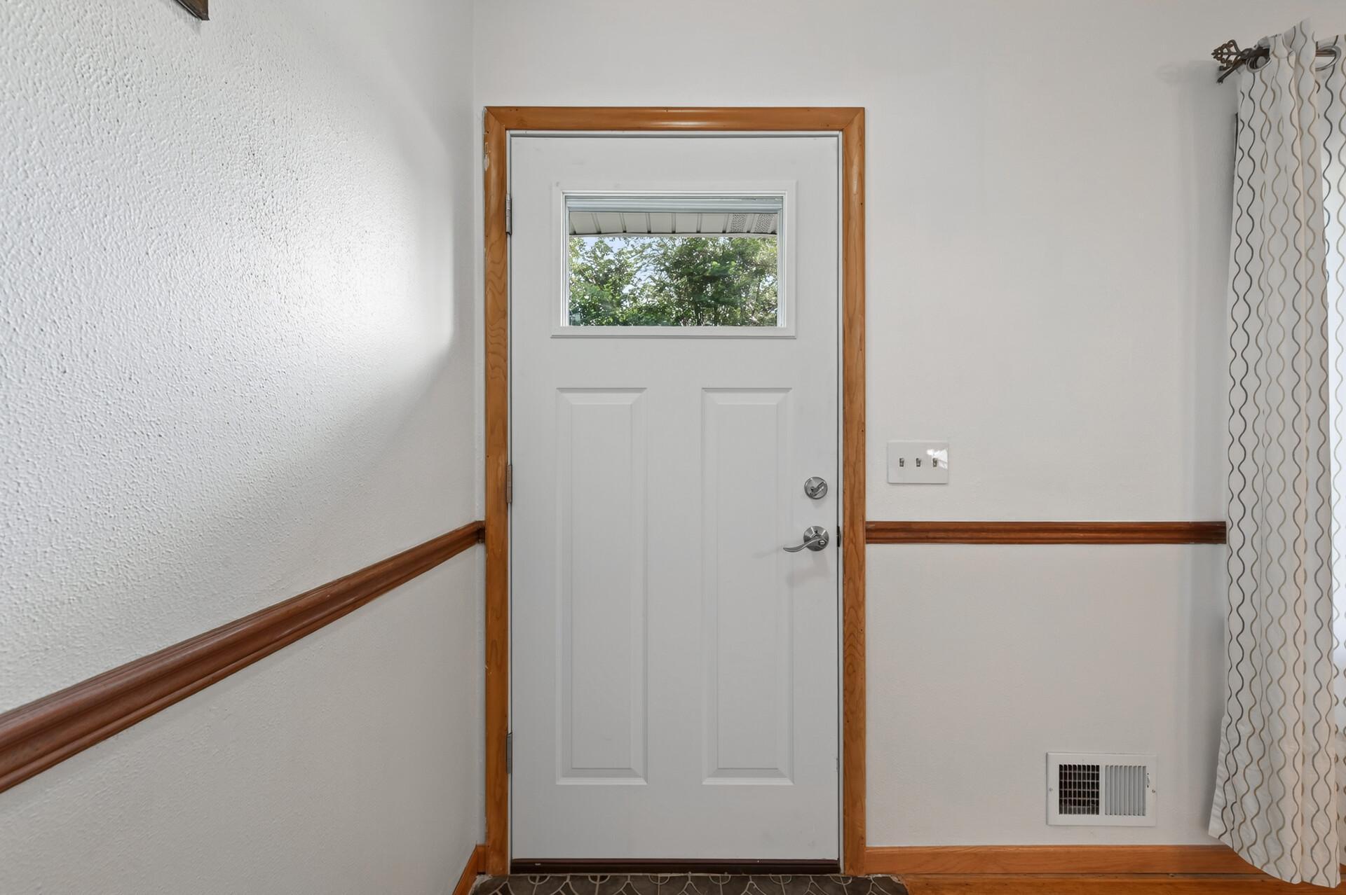 View of Residential at 3860 2 1/2 Street, Columbia Heights MN 55421, Columbia Heights (6 of 30) - Mike Wilen | Minnesota Team Real Estate